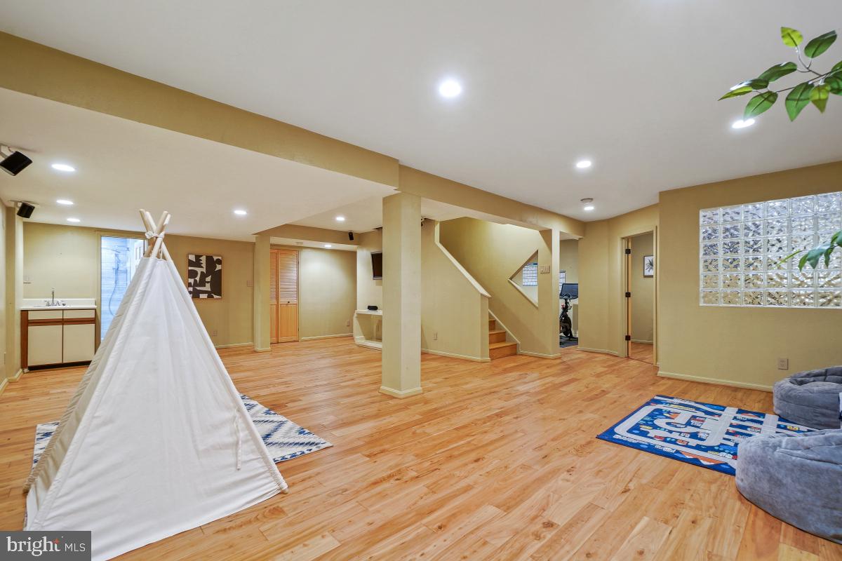 BEDFORDSHIRE - Residential