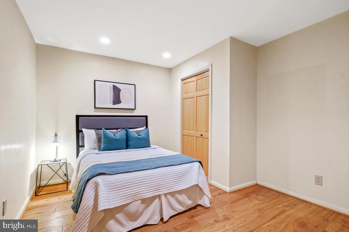 BEDFORDSHIRE - Residential