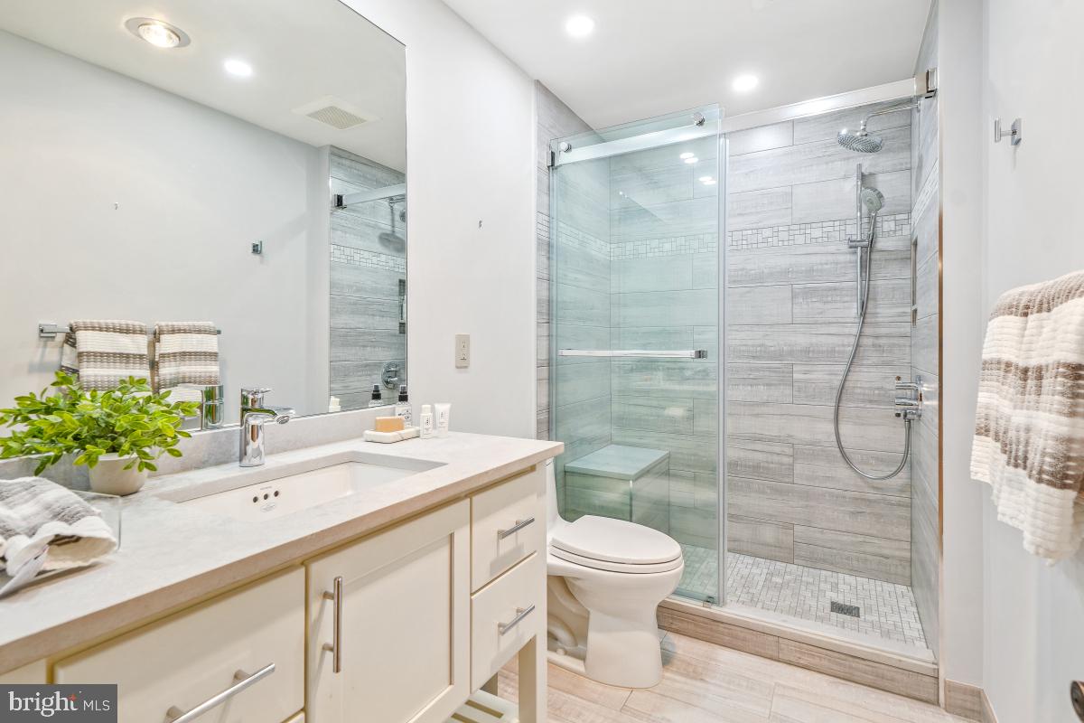 BEDFORDSHIRE - Residential