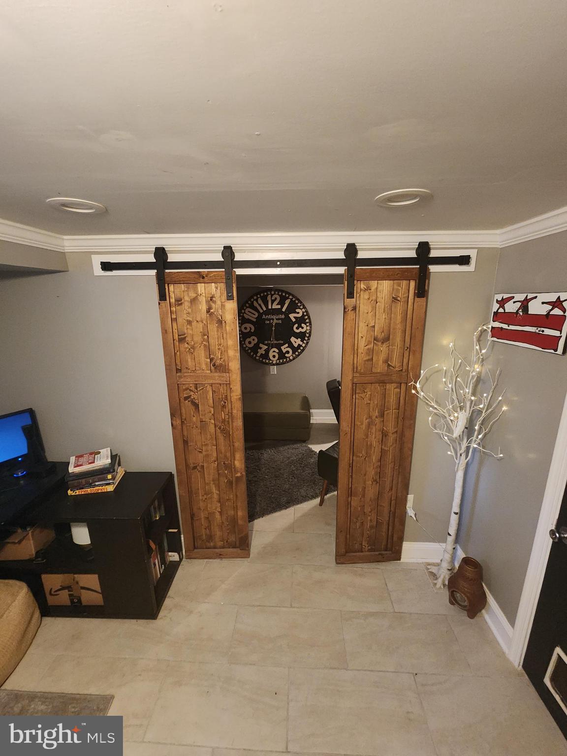 HOLLYWOOD - Residential Lease