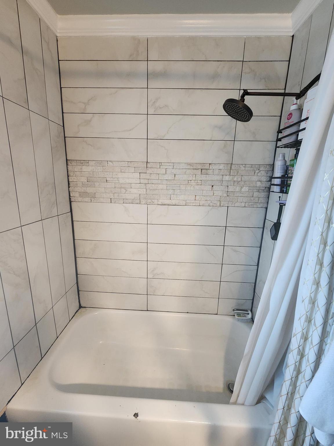 HOLLYWOOD - Residential Lease