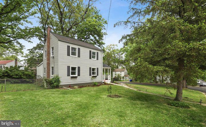 HOLLYWOOD - Residential Lease