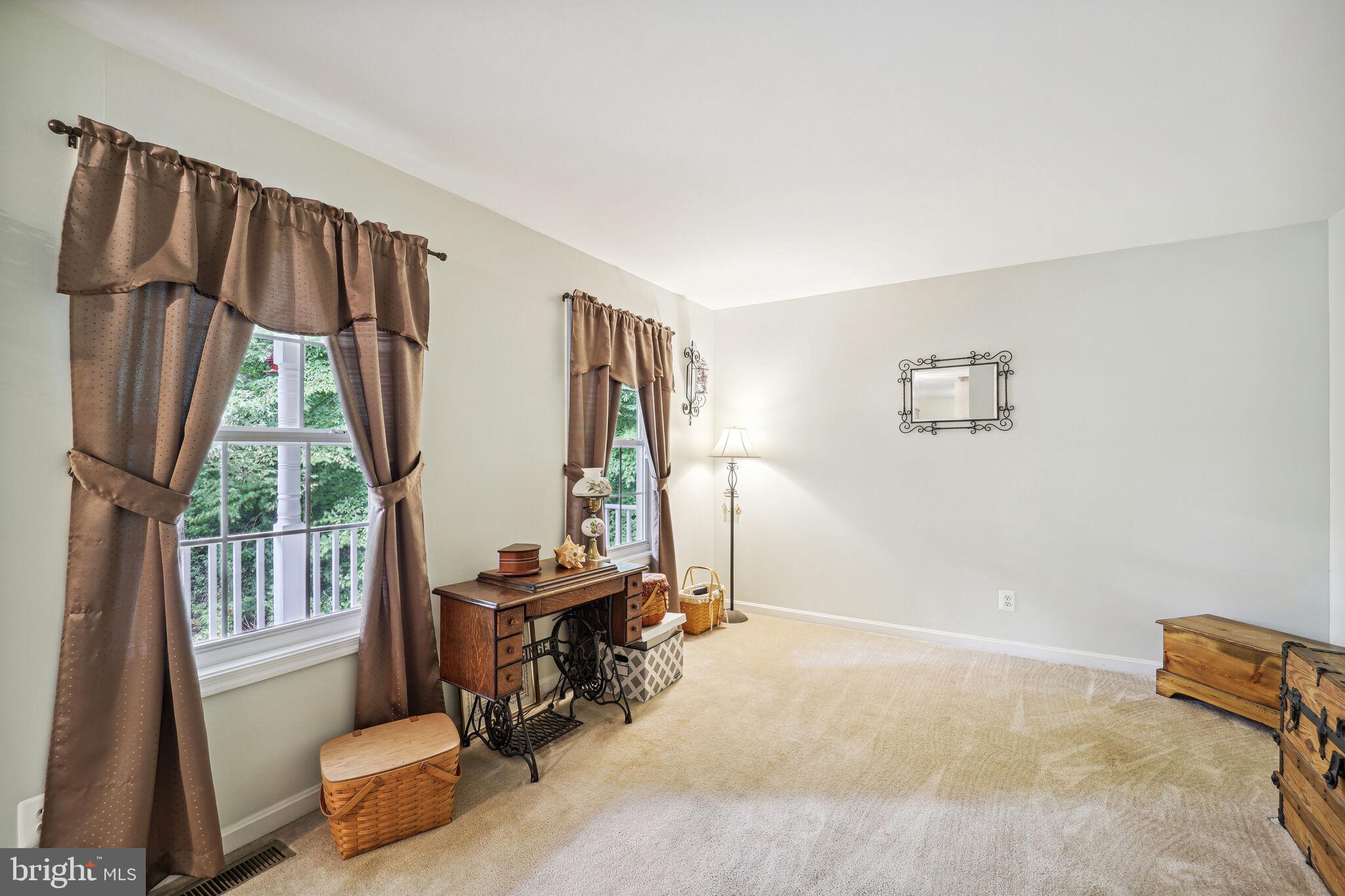 HIDDEN ACRES - Residential