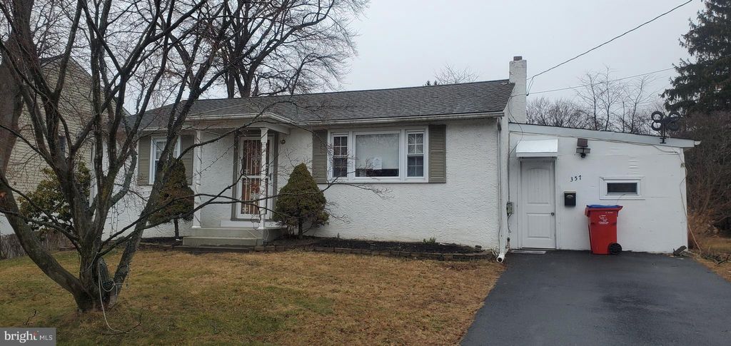 Photo of 345 Fir Street, WARMINSTER, PA 18974 (MLS # PABU2114318)