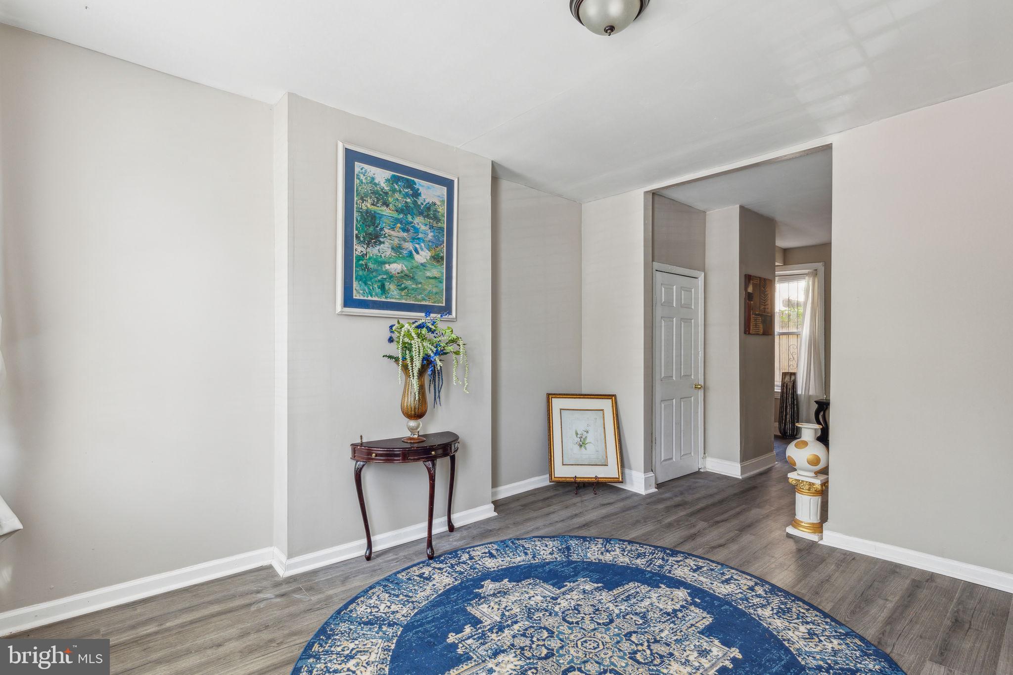 POINT BREEZE - Residential