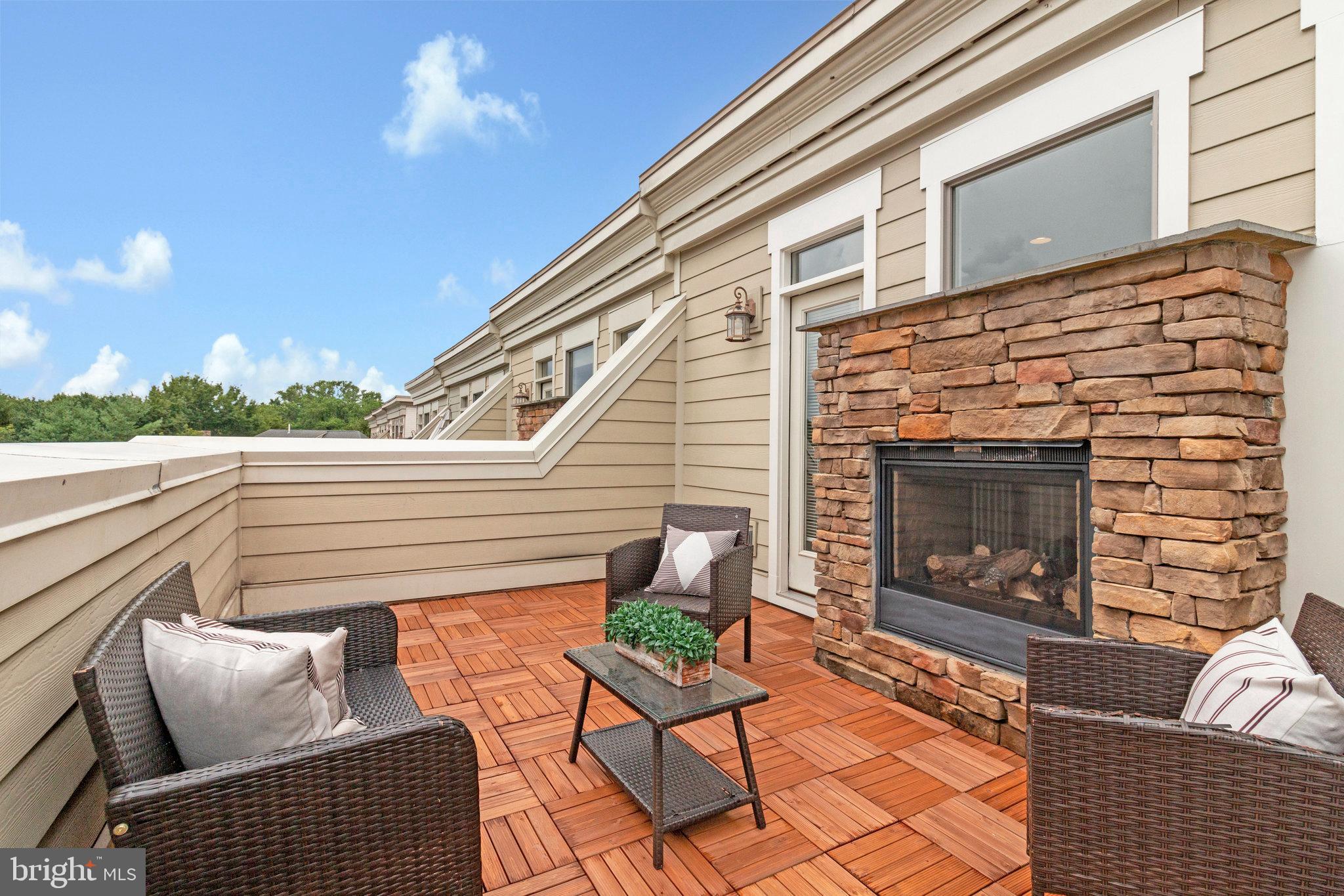 FOXHALL - Residential Lease