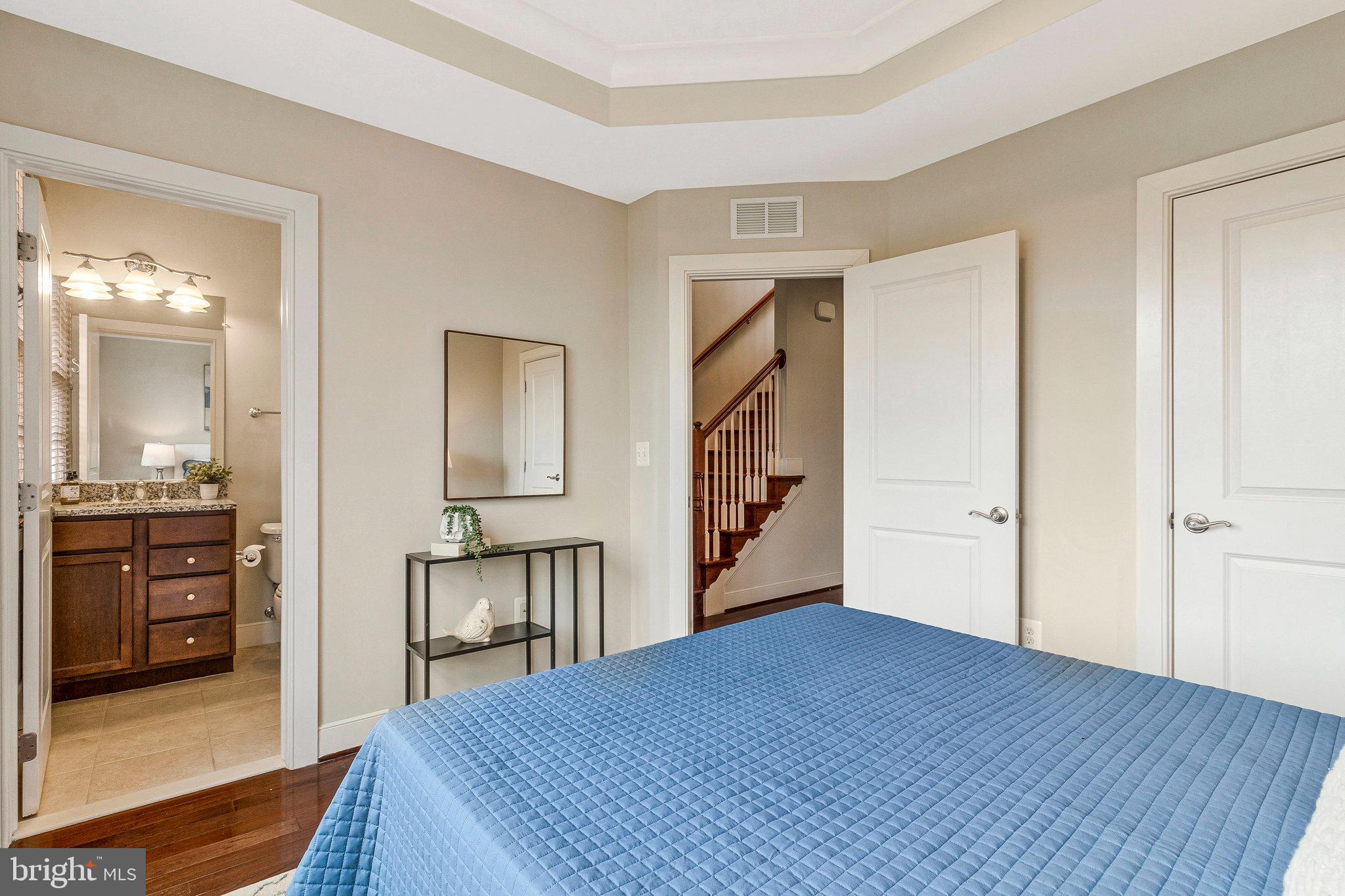 FOXHALL - Residential Lease