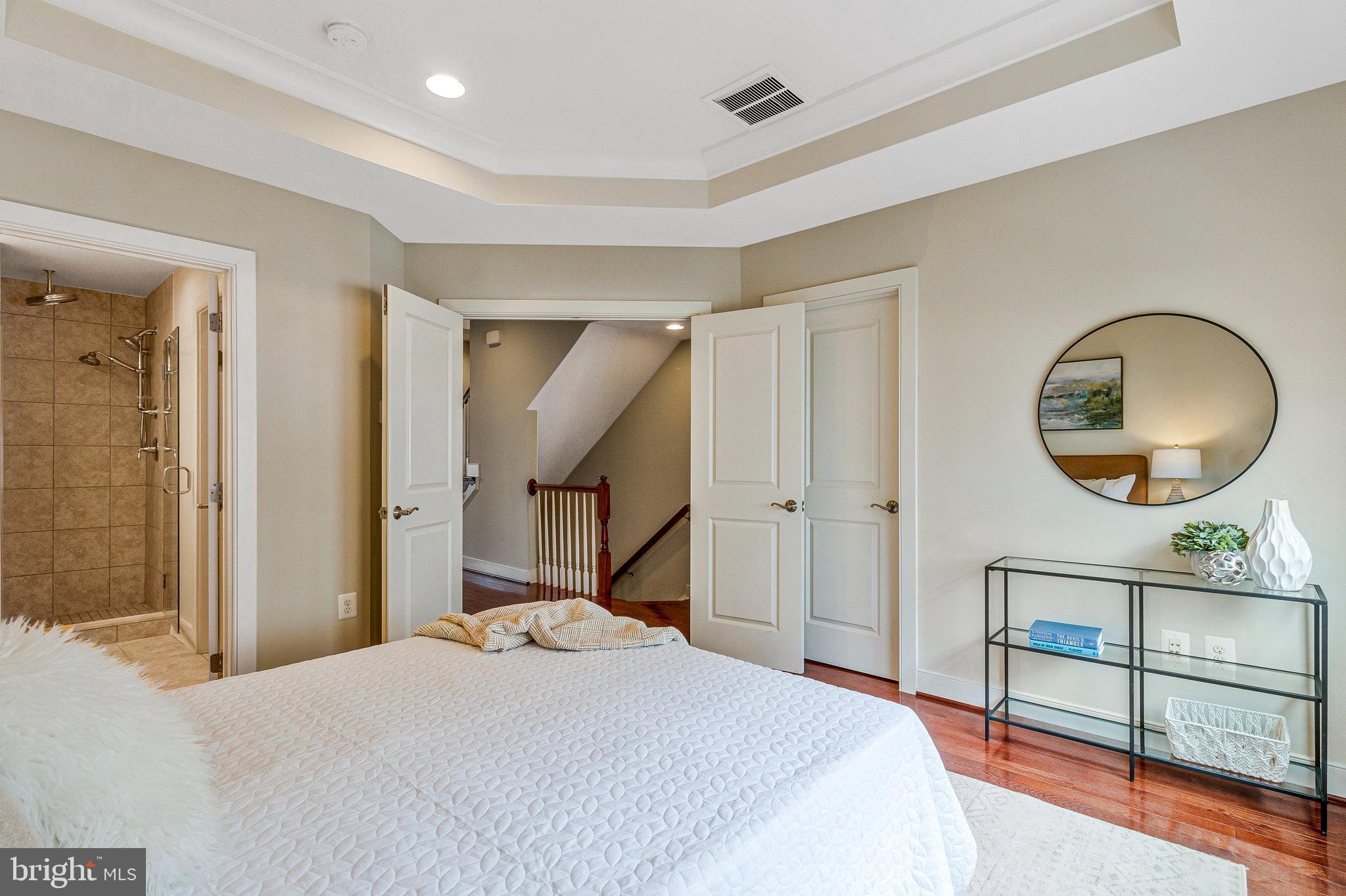 FOXHALL - Residential Lease