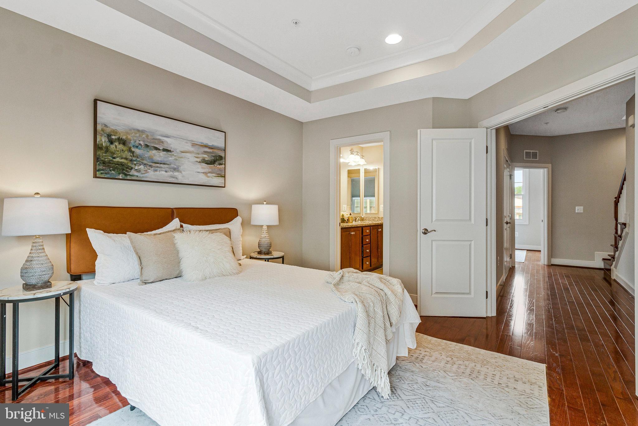 FOXHALL - Residential Lease