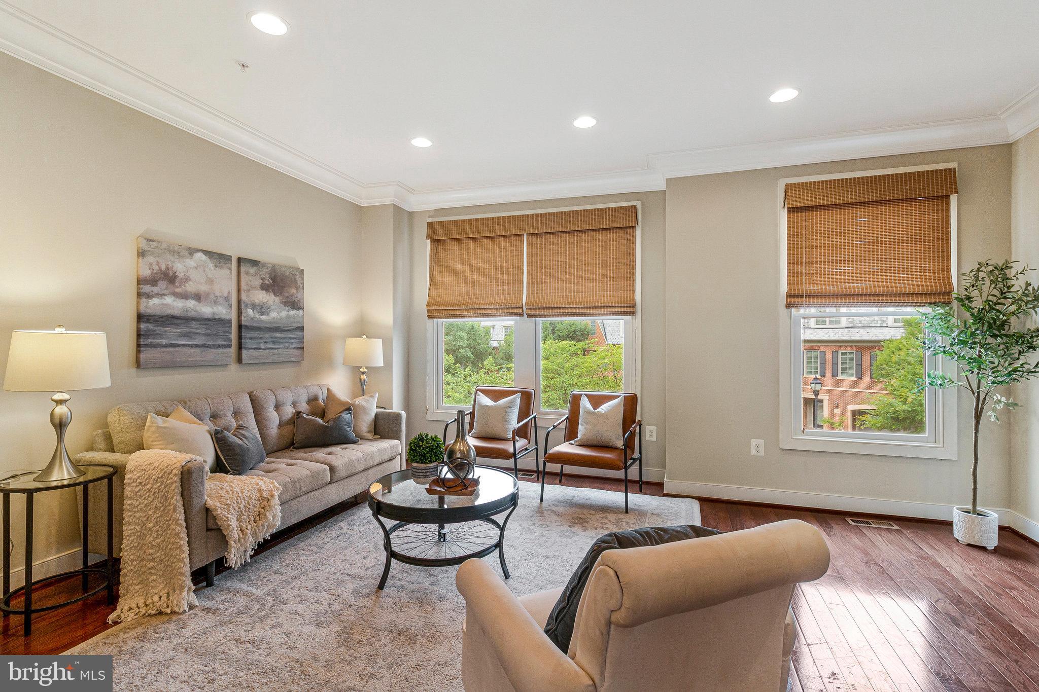 FOXHALL - Residential Lease