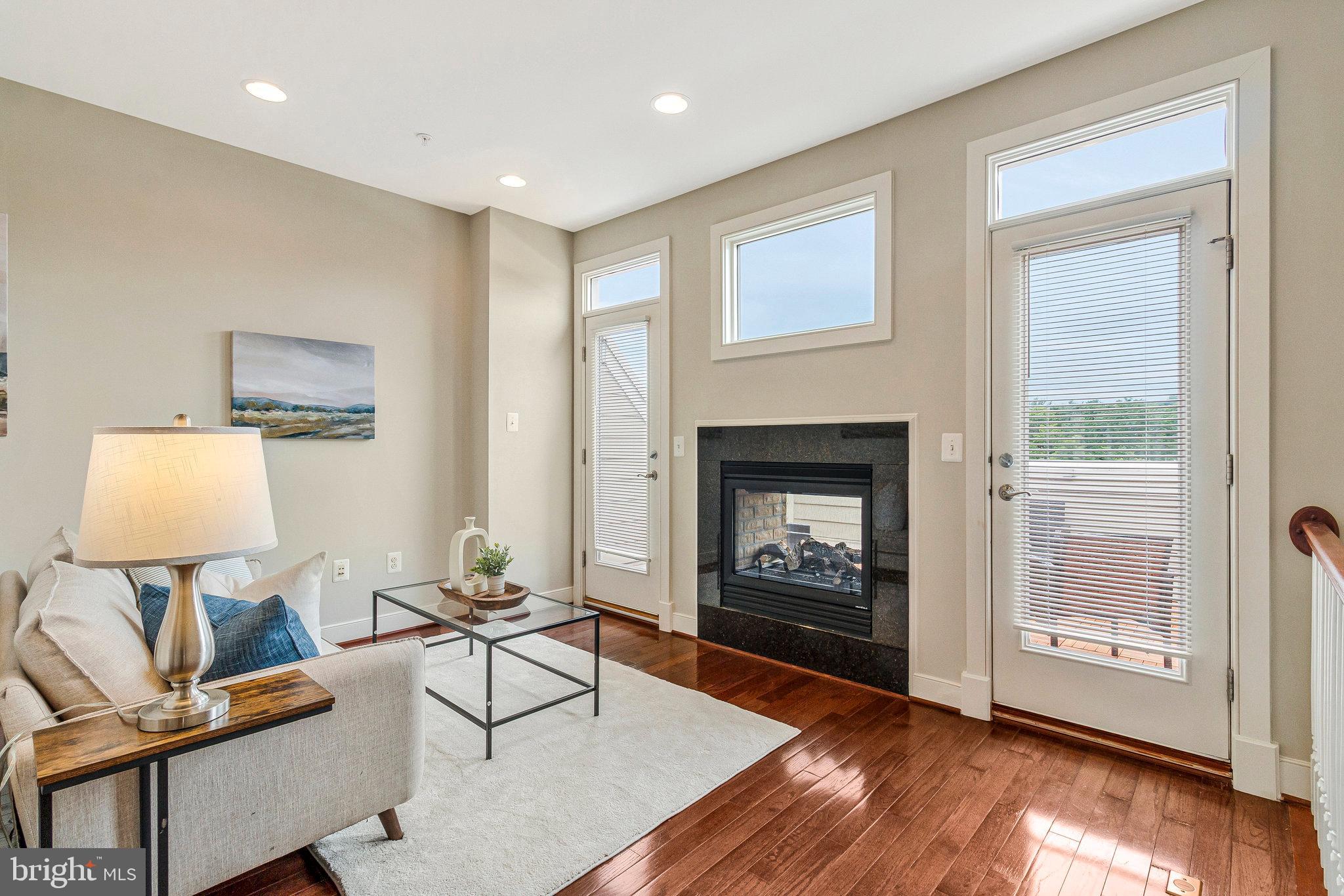 FOXHALL - Residential Lease