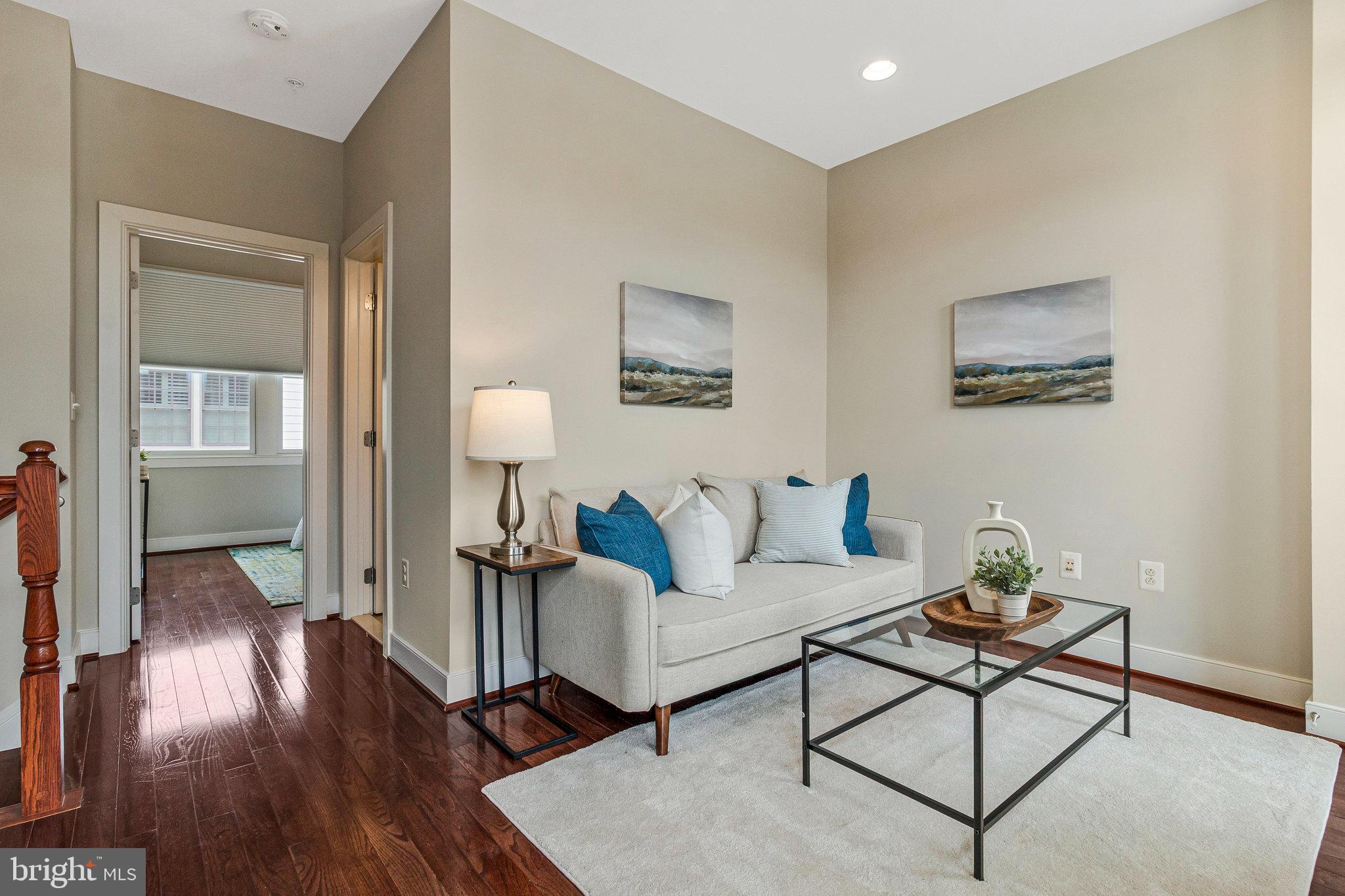 FOXHALL - Residential Lease