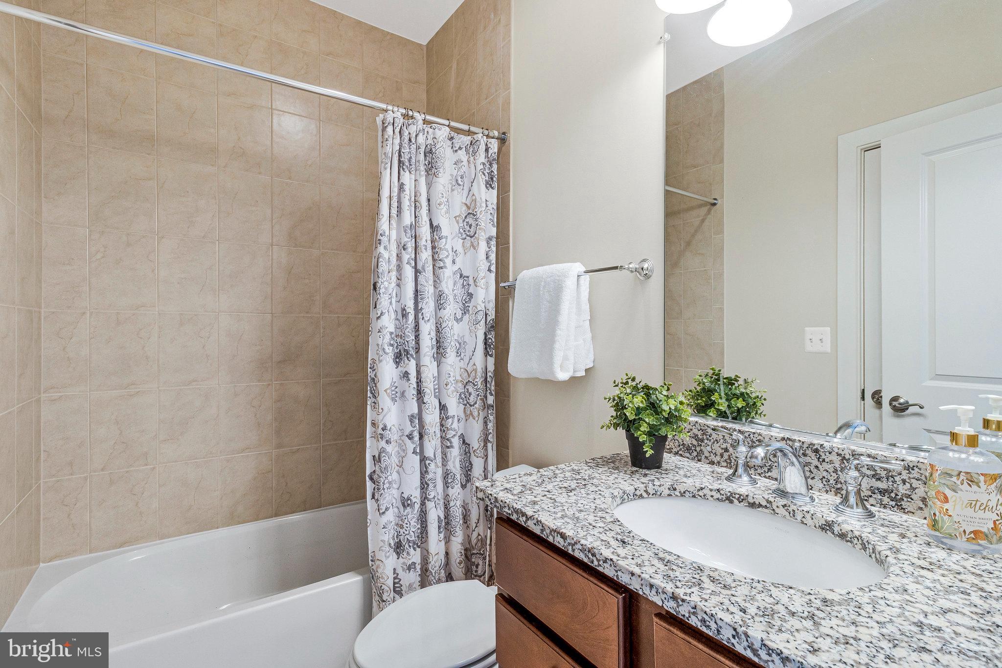 FOXHALL - Residential Lease