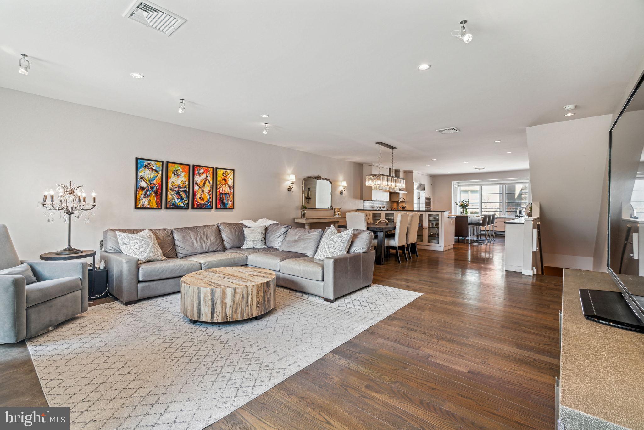 GRADUATE HOSPITAL - Residential