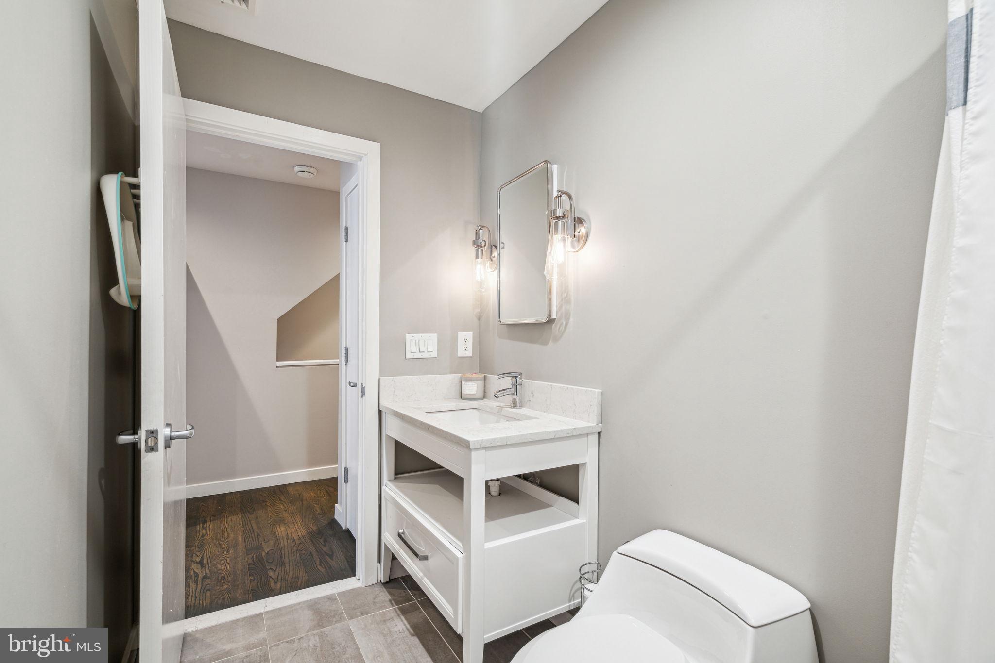 GRADUATE HOSPITAL - Residential