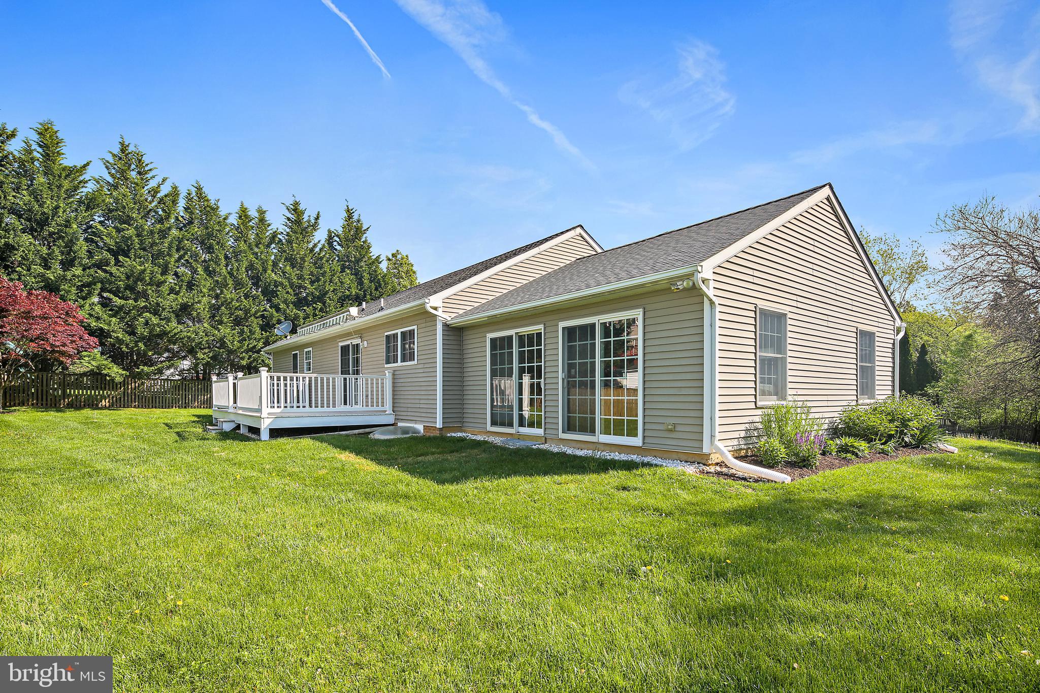 DEVLIN SQUARE - Residential