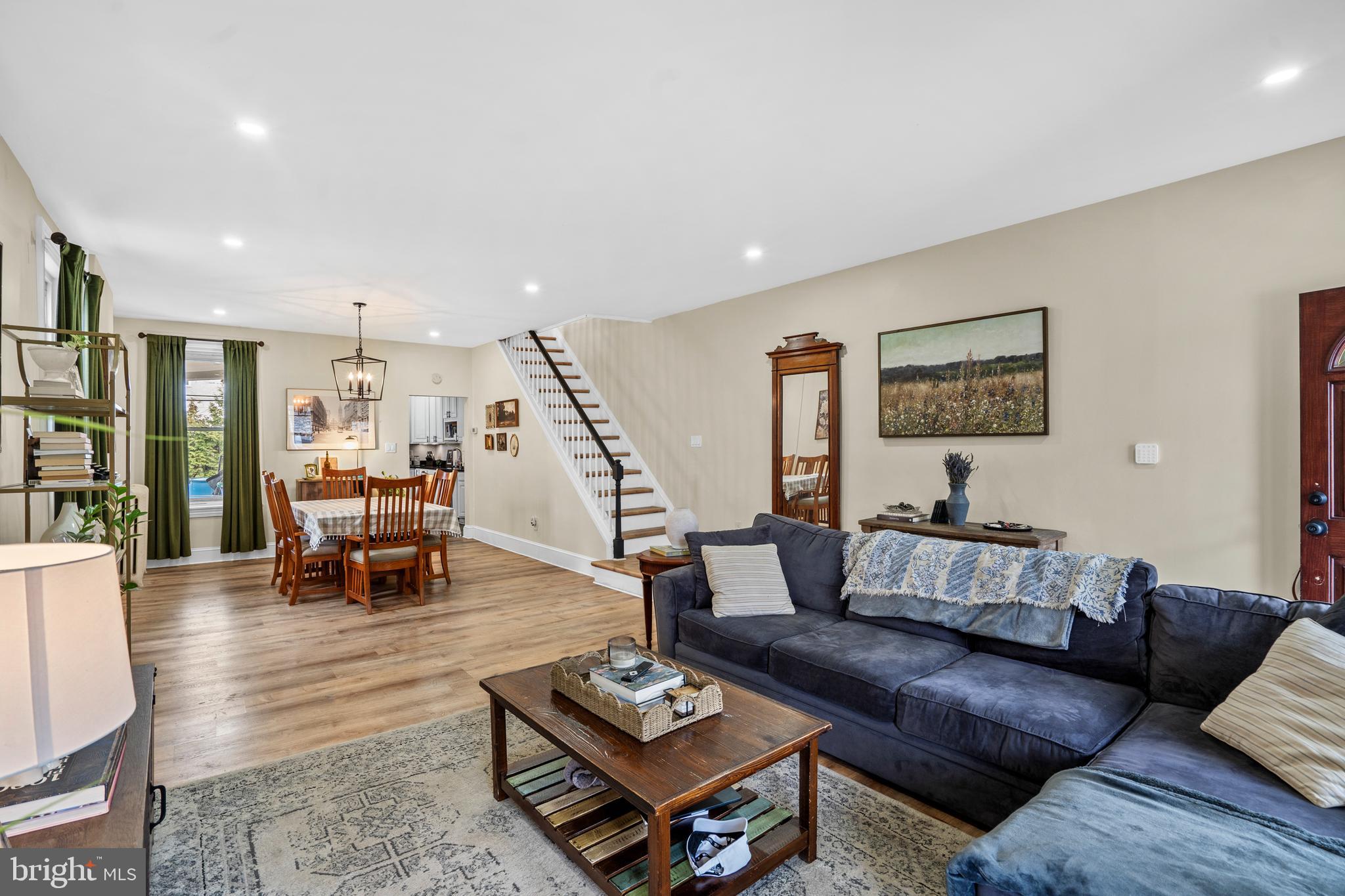 4131 MANAYUNK AVENUE