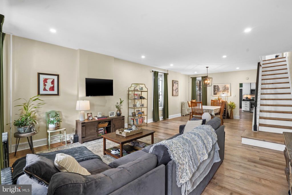 Photo of 4131 Manayunk Avenue, PHILADELPHIA, PA 19128 (MLS # PAPH2564994)