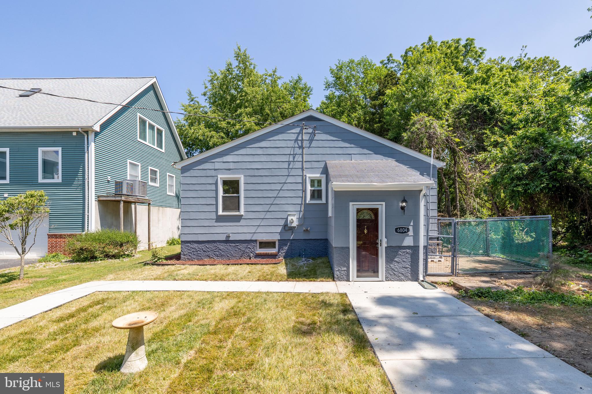 TWIN RIVER BEACH - Residential