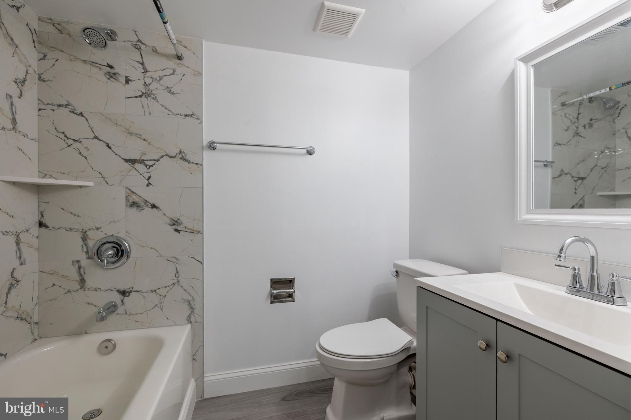 TWIN RIVER BEACH - Residential