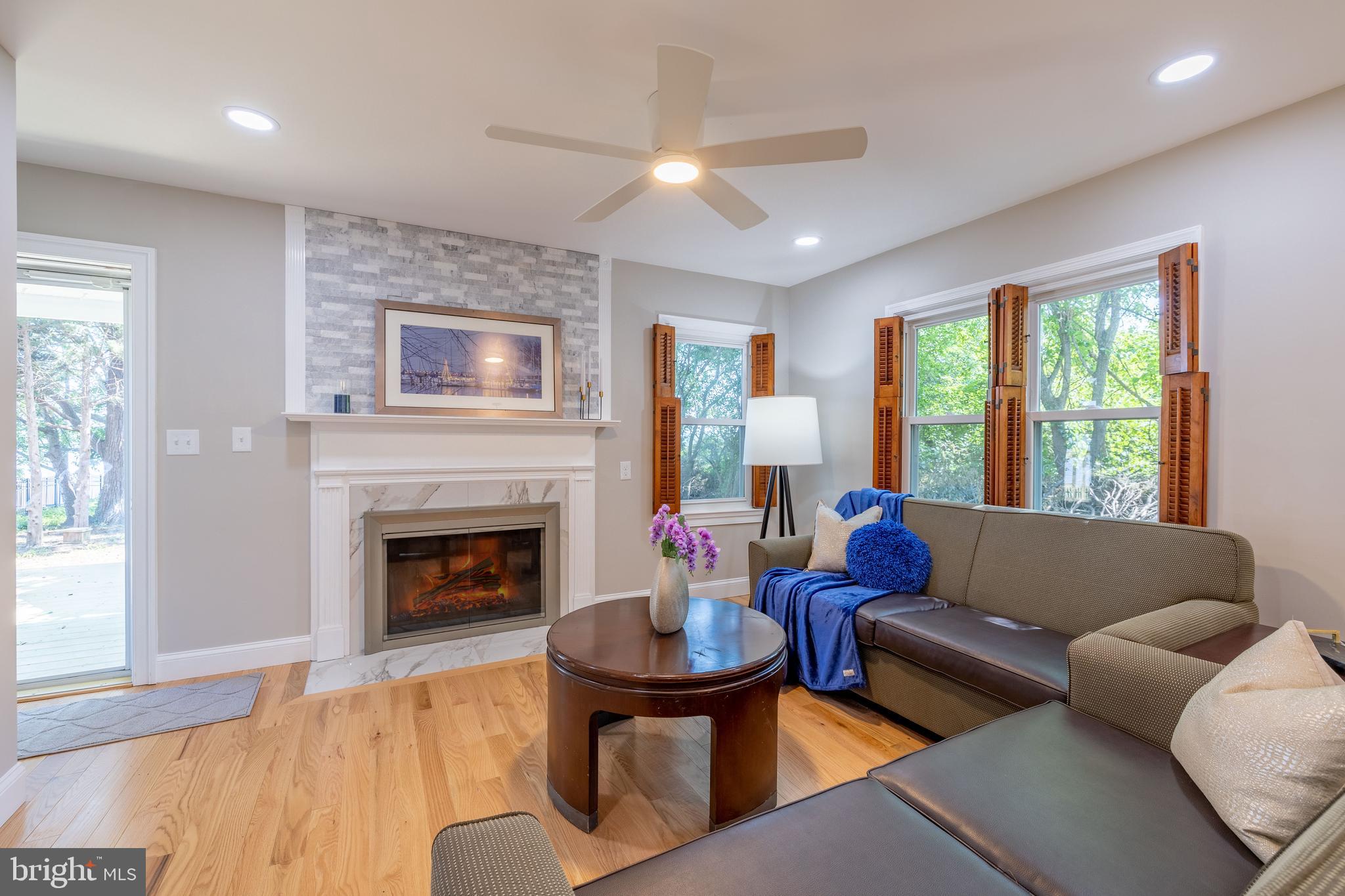 TWIN RIVER BEACH - Residential