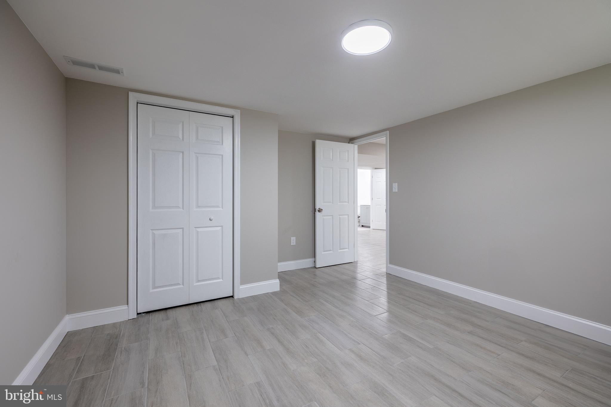 TWIN RIVER BEACH - Residential