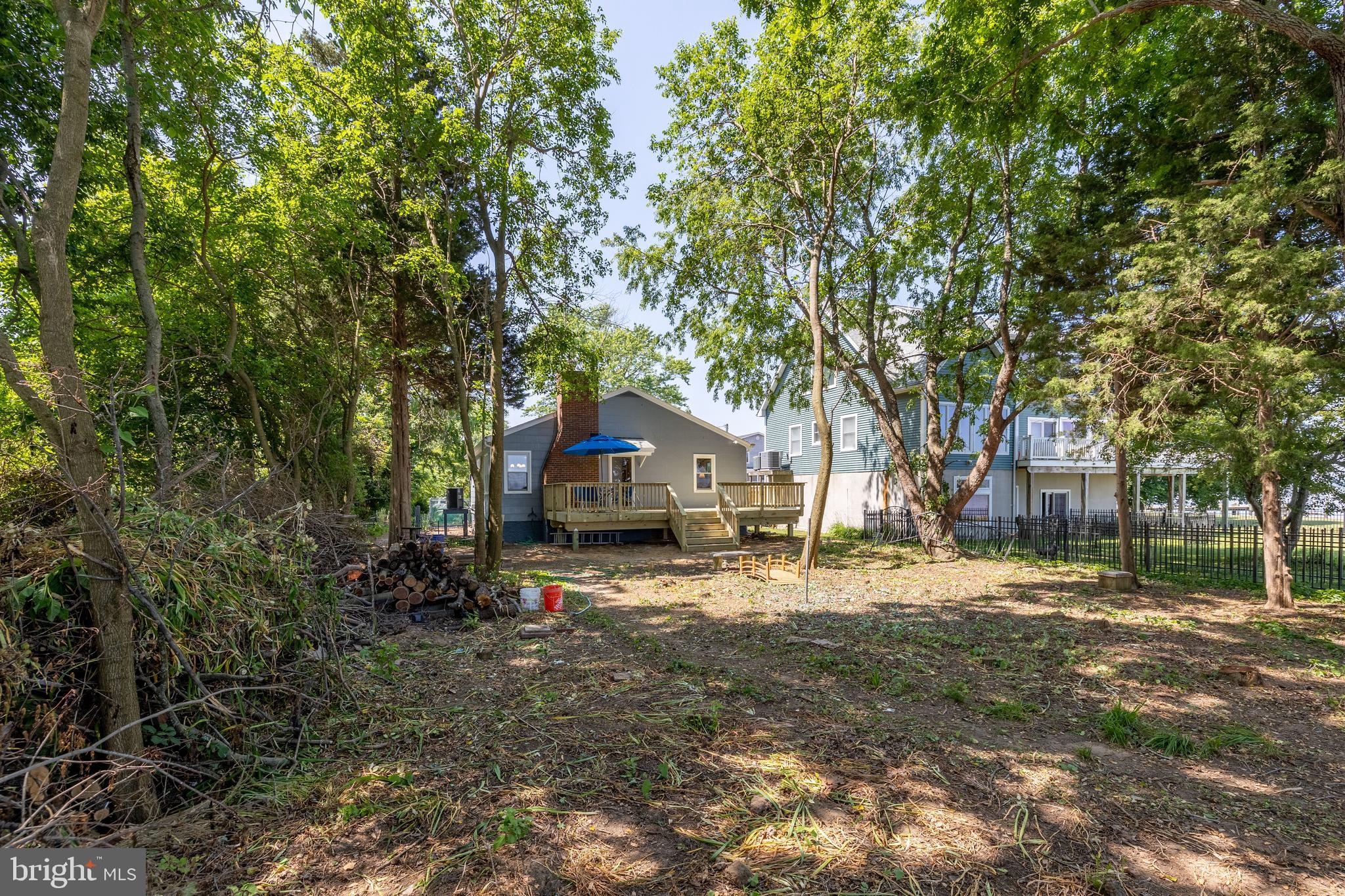 TWIN RIVER BEACH - Residential