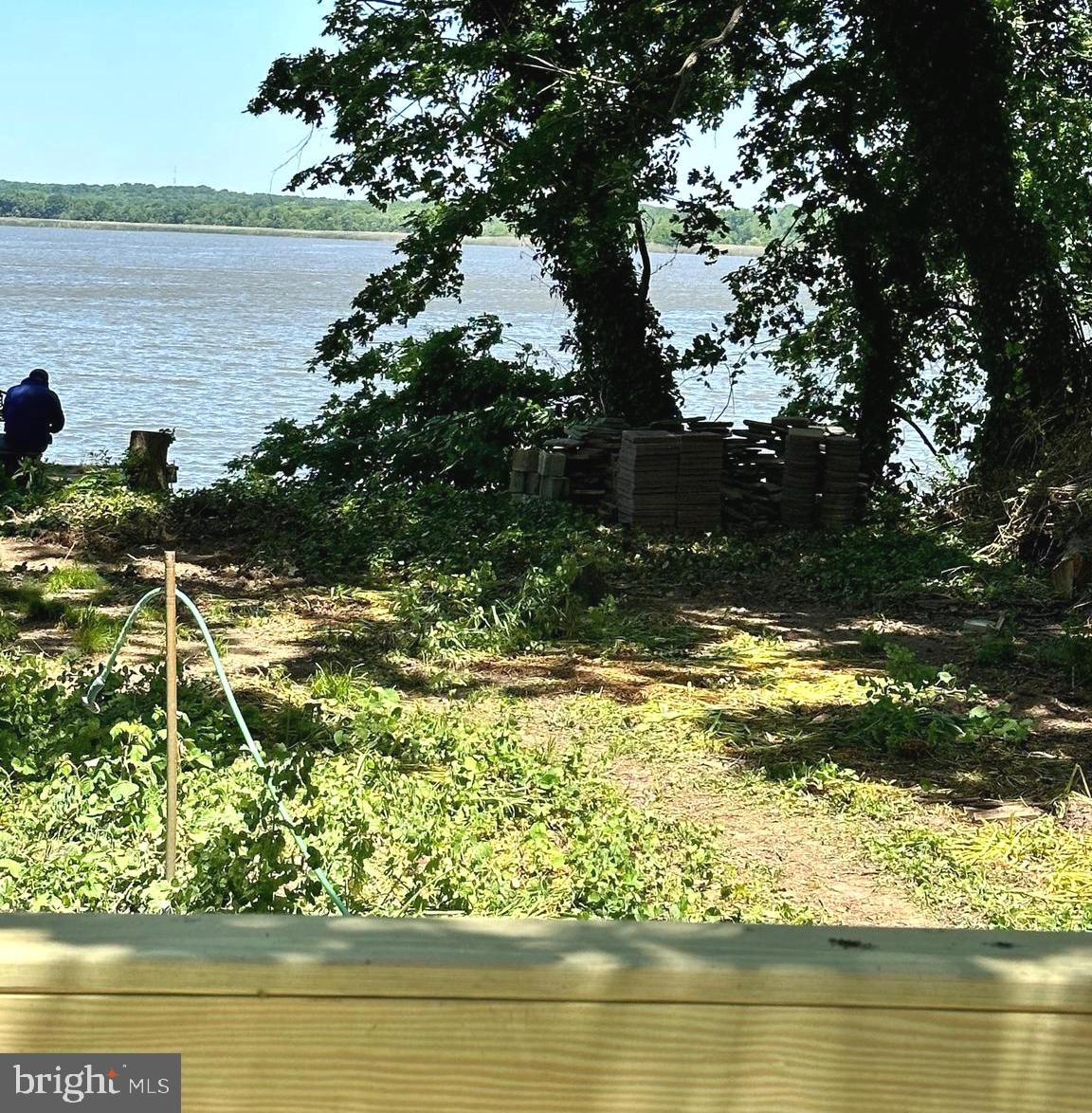 TWIN RIVER BEACH - Residential