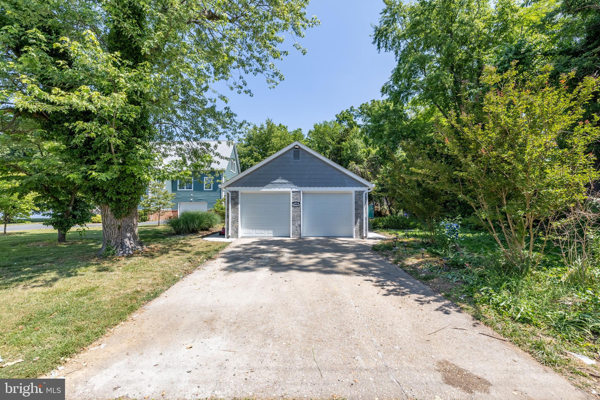 TWIN RIVER BEACH - Residential