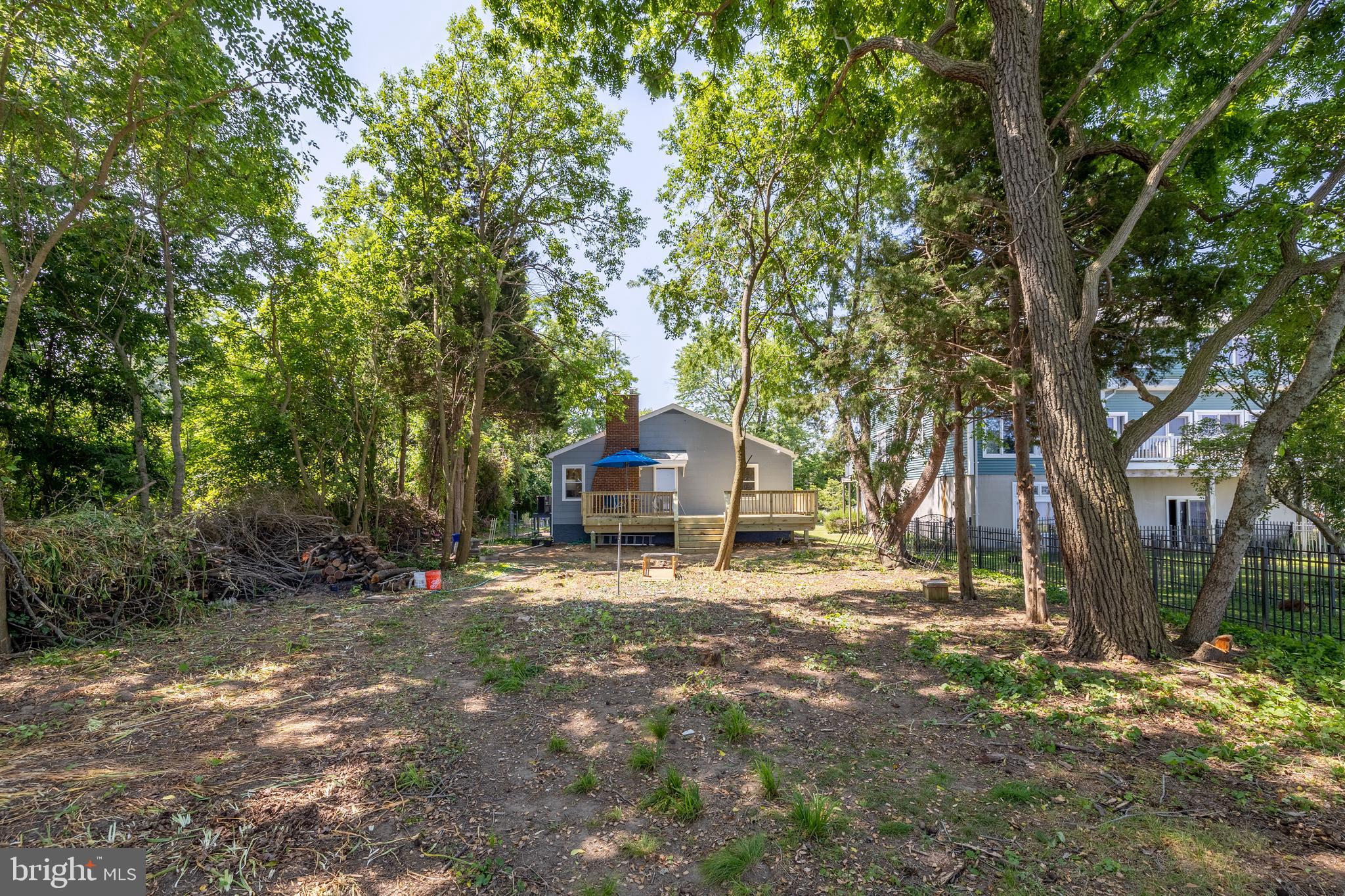 TWIN RIVER BEACH - Residential