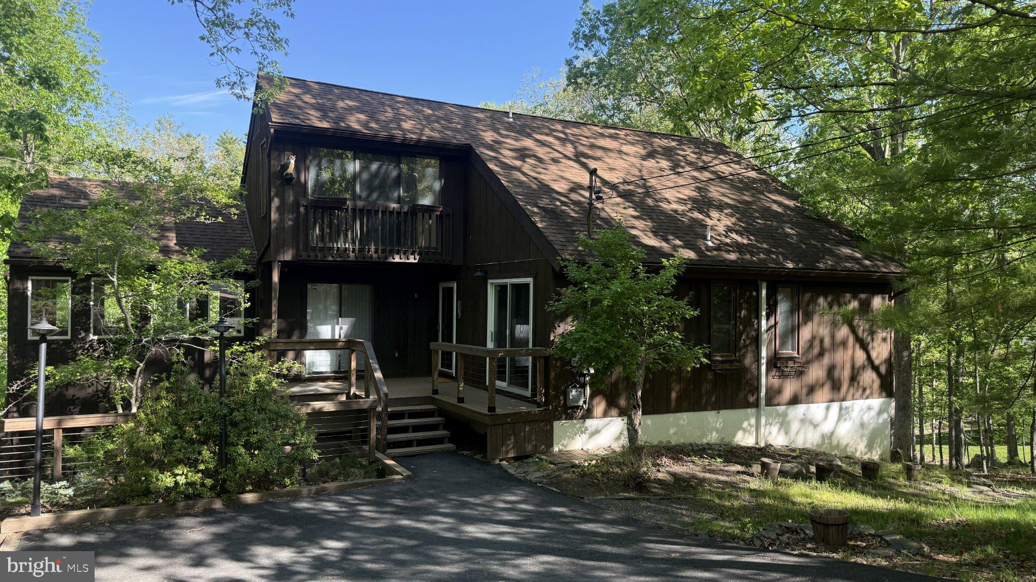 5375 WOODBRIDGE DRIVE