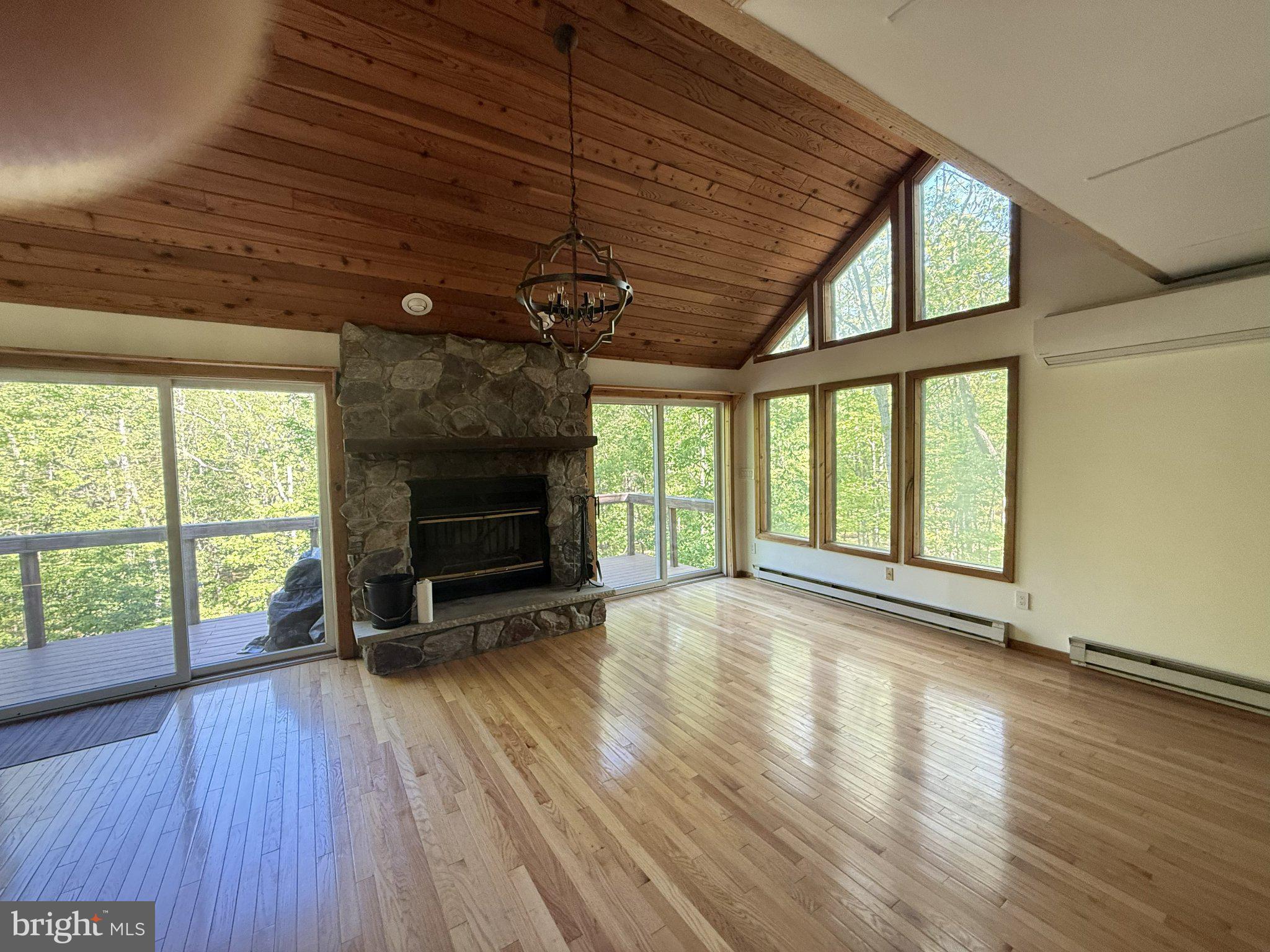 5375 WOODBRIDGE DRIVE