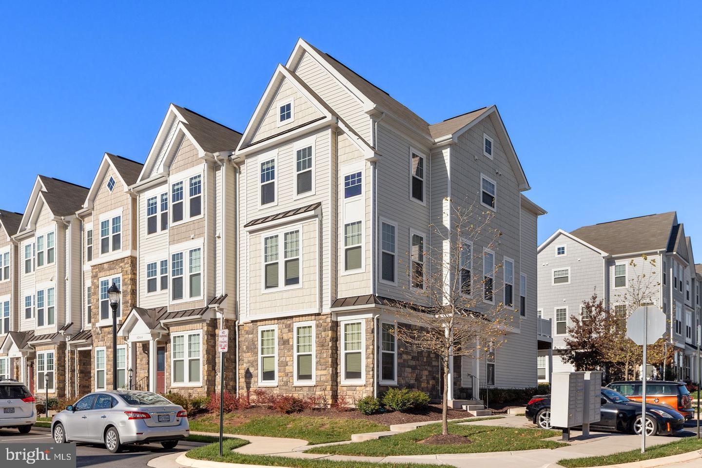 Beautiful 3-Level End Unit Townhome in the Heart of Brambleton.
Step into a spacious first-floor bedroom/media room with brand new LVP flooring, a large windows, and high ceilings. The main level has an open layout, recessed lighting, gleaming hardwood floors, gas fireplace and mantle, and a large kitchen with upgraded cabinets, granite countertops, and a new backsplash—perfectly flowing out to a private Trex deck.
Upstairs has three generously sized bedrooms with new LVP flooring throughout. The primary suite has two walk-in closets and a upgraded bathroom suite. Two additional bedrooms, a third full bathroom, and a laundry room.
Enjoy the beautifully maintained exterior with ample guest parking, walking trails, and a short walk to the community pool. This home is clean, move-in ready, and shows true pride of ownership.