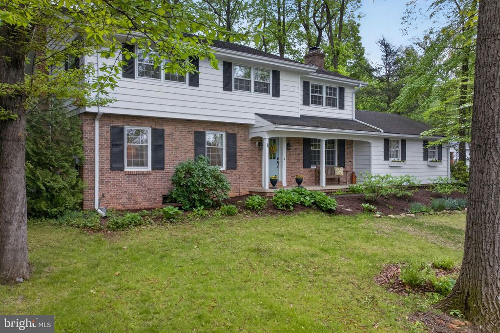 Photo of 979 Nissley Road, LANCASTER, PA 17601 (MLS # PALA2086826)