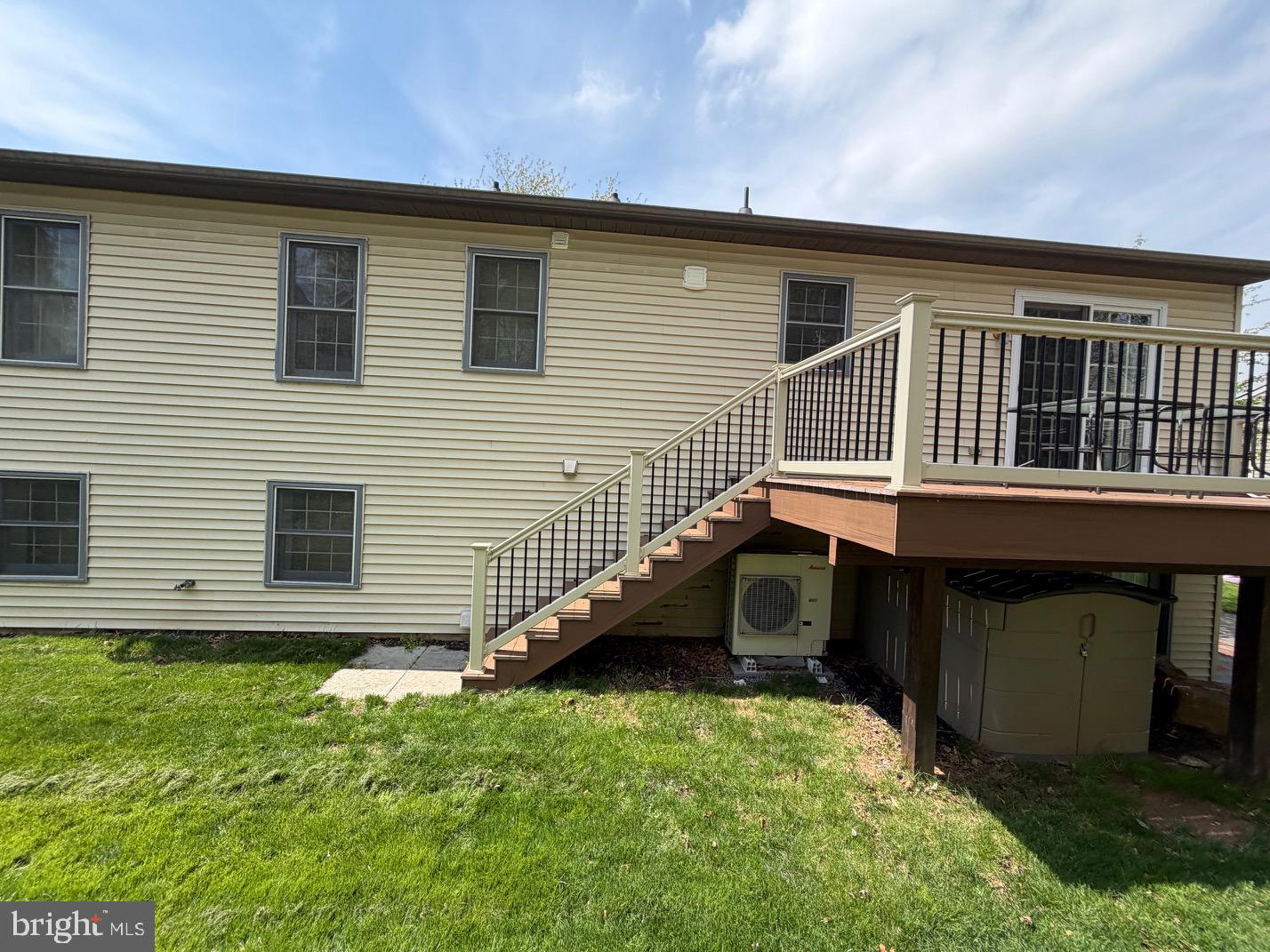 SOUTH POINT - Residential