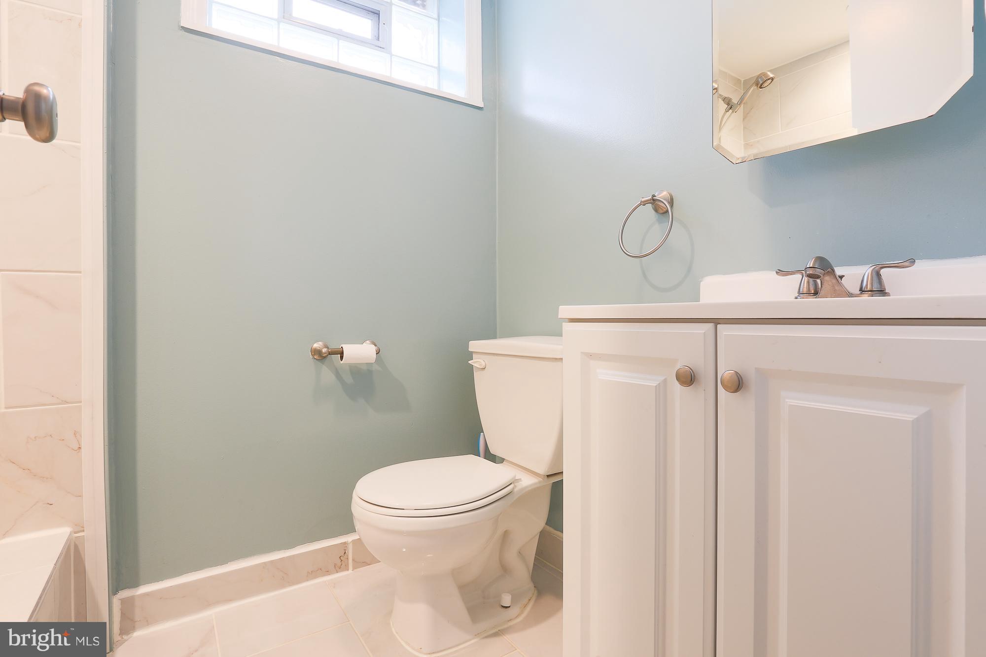 SUMMIT PARK - Residential Lease