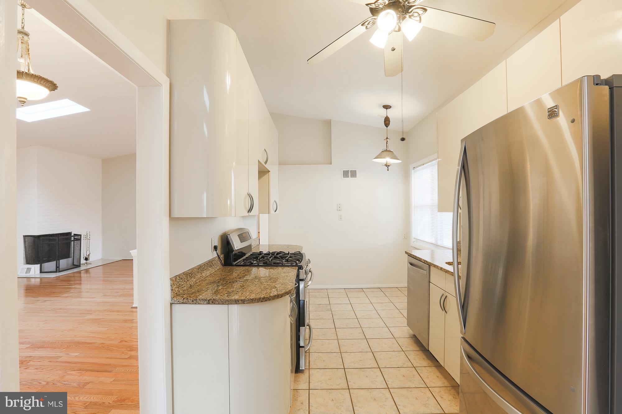 SUMMIT PARK - Residential Lease