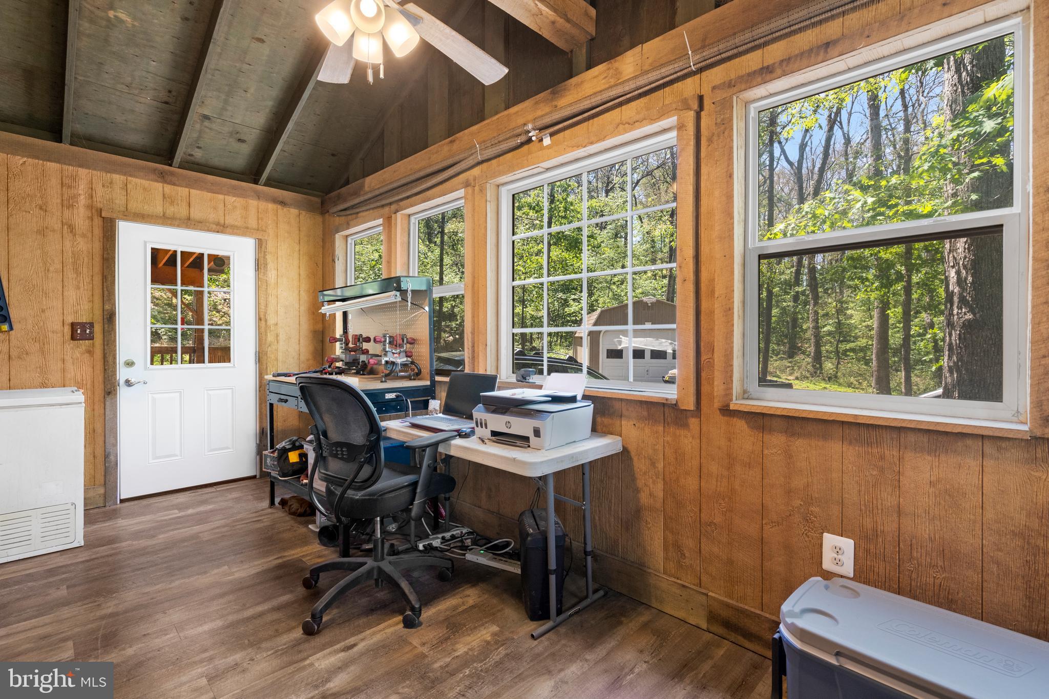 GLENWOOD FOREST - Residential