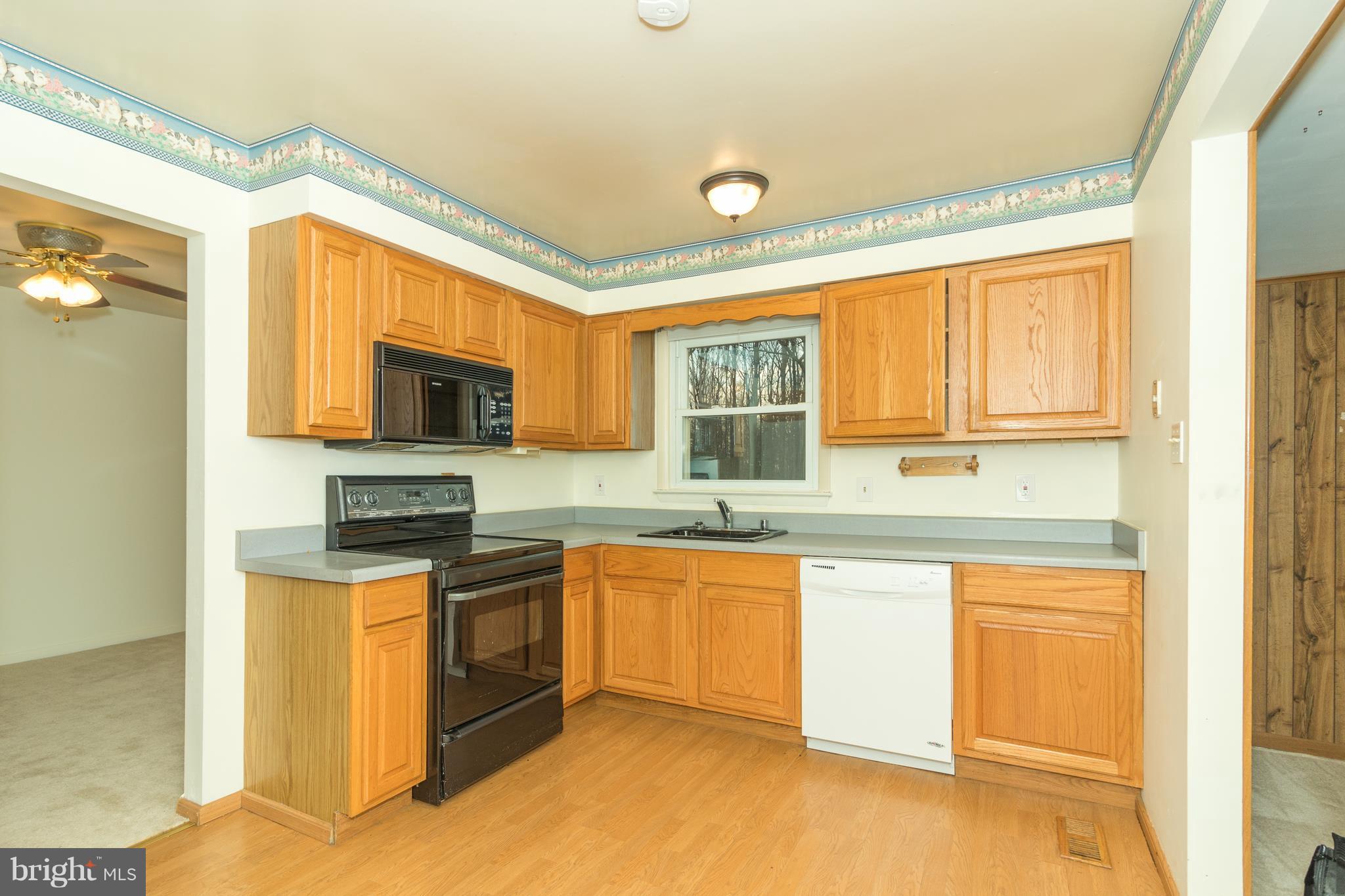 DEVONSHIRE - Residential Lease