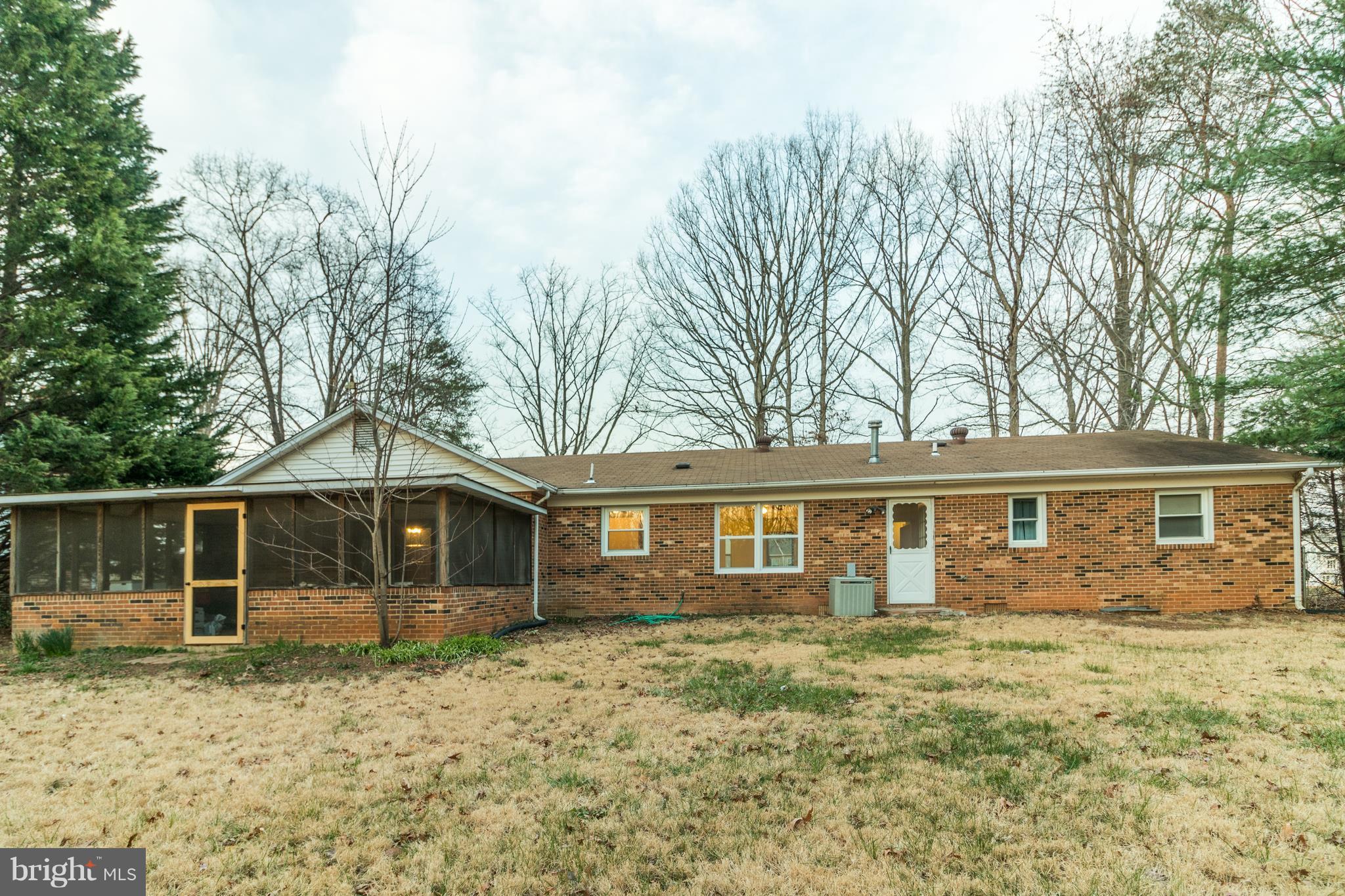 DEVONSHIRE - Residential Lease