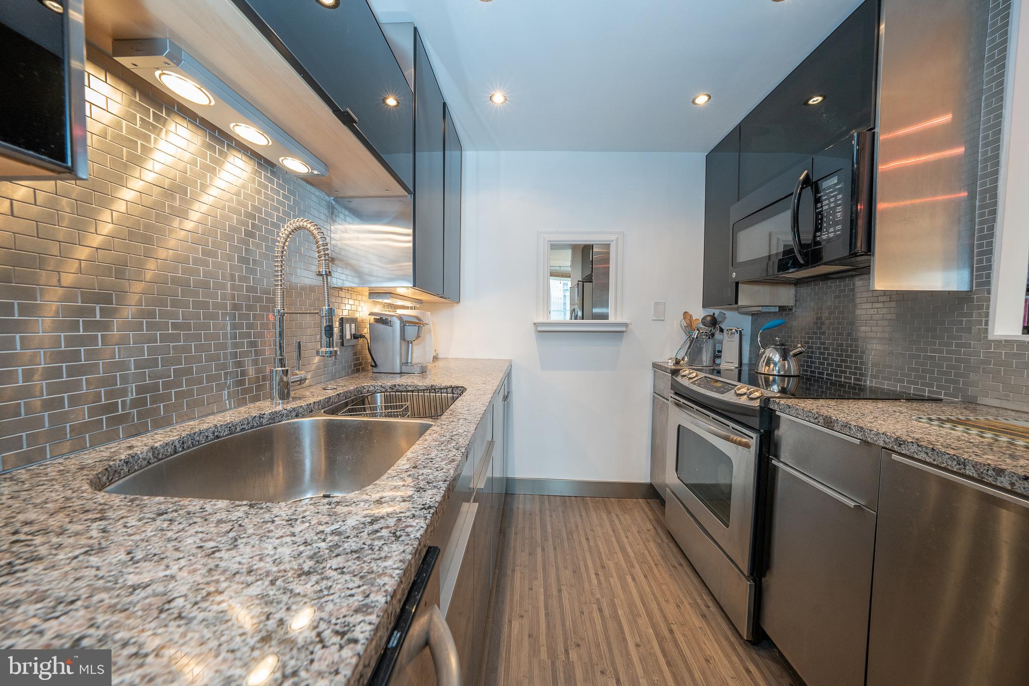 RITTENHOUSE SQUARE - Residential