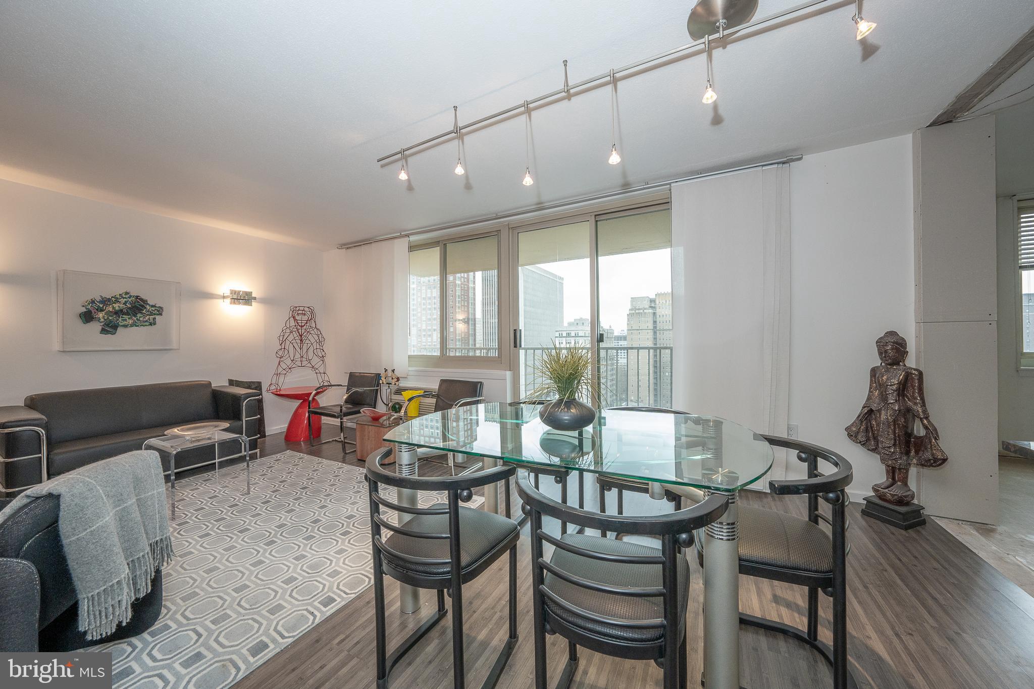 RITTENHOUSE SQUARE - Residential