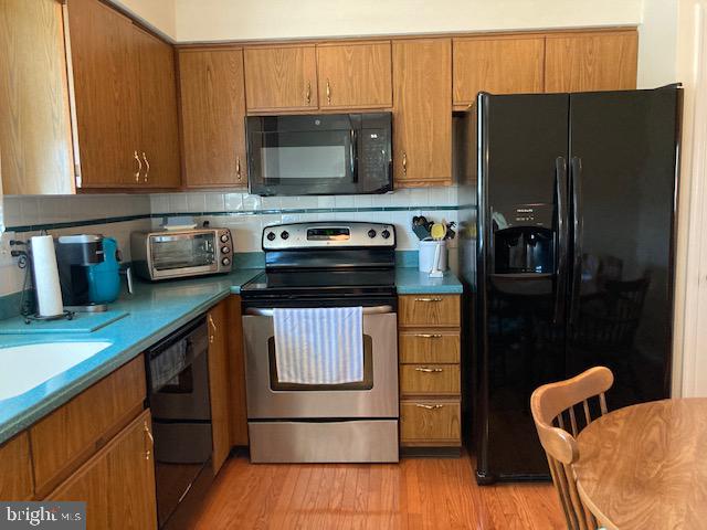 WETHERSFIELD - Residential