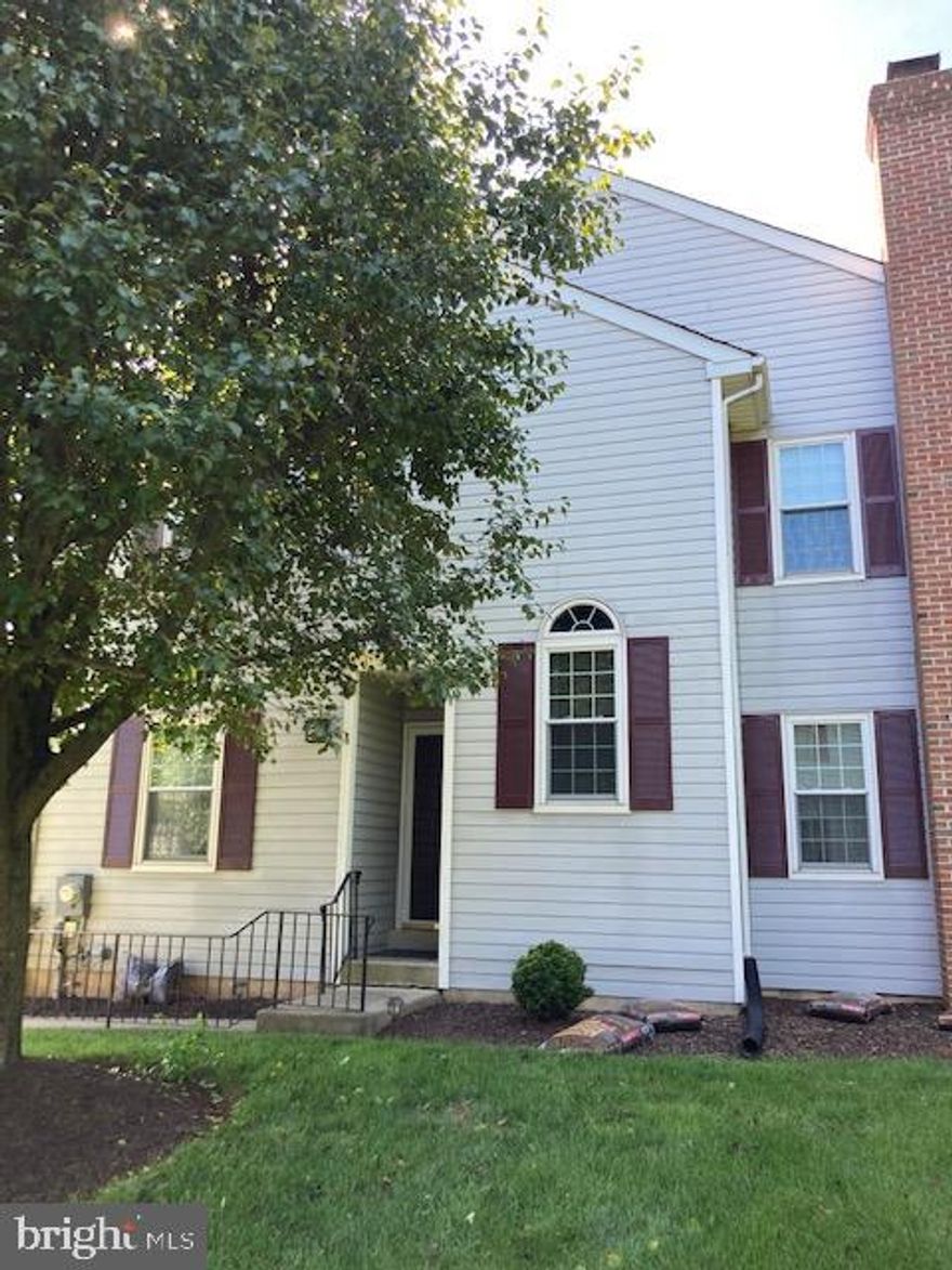 Welcome home! Welcome to Wethersfield!!  400 Beacon Court is an end-unit townhome that backs up to a beautiful tree lined private setting in this sought after community of Wethersfield.  Lets start out with the nicely landscaped exterior so perfectly maintained.  Step up to the walkway and you will see all the exterior shutters were recently painted...as you make your way into the home you will see a very inviting  two story foyer with hardwood flooring that flows into the eat-in kitchen and dining room.  Let's start with the eat-in kitchen that features nice cabinetry, Corian counter tops with Corian sink, newer dishwasher, range and refrigerator, nice size pantry,  under the cabinet microwave and more.  Off kitchen you will also see a very nice size dining room for all your entertaining.  From the  kitchen and into the foyer  is your main floor laundry with washer & dryer and a newly painted half bathroom.  Across from the dining room you will see a large family room with wood burning fireplace and French doors that open up to a very large deck for all those hot summer barbeques .  Lot's of entertaining on that deck for sure...on the side of deck there is a storage area as well.  The second floor boasts a large master bedroom with attached master bath and walk in closet, 2 other good size bedrooms(middle bedroom has a ceiling fan) and a main ceramic tile hall bathroom with shower stall and his and her sinks.  The lower level has a huge full basement with a one year new heater and central air conditioner,  replacement windows throughout, six panel doors throughout as well, and so much more.  This home has been lovingly maintained and it could be yours and 
 you could be in by July.   Excellent location with lots of shops and restaurants close by.  Come take a look you will not be disappointed.  This home is ready for it's new family!