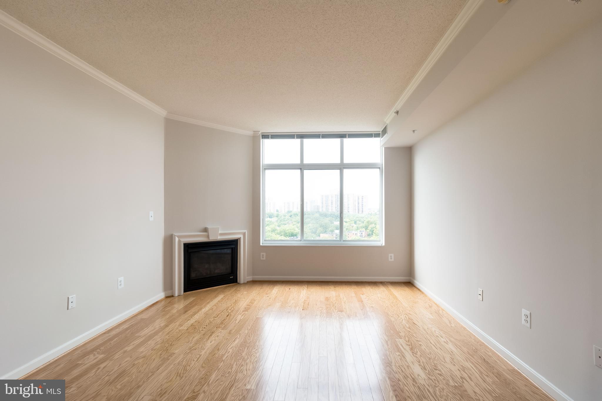 NORTHAMPTON PLACE - Residential Lease