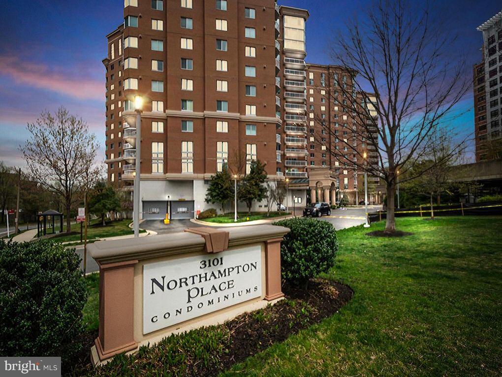 NORTHAMPTON PLACE - Residential Lease