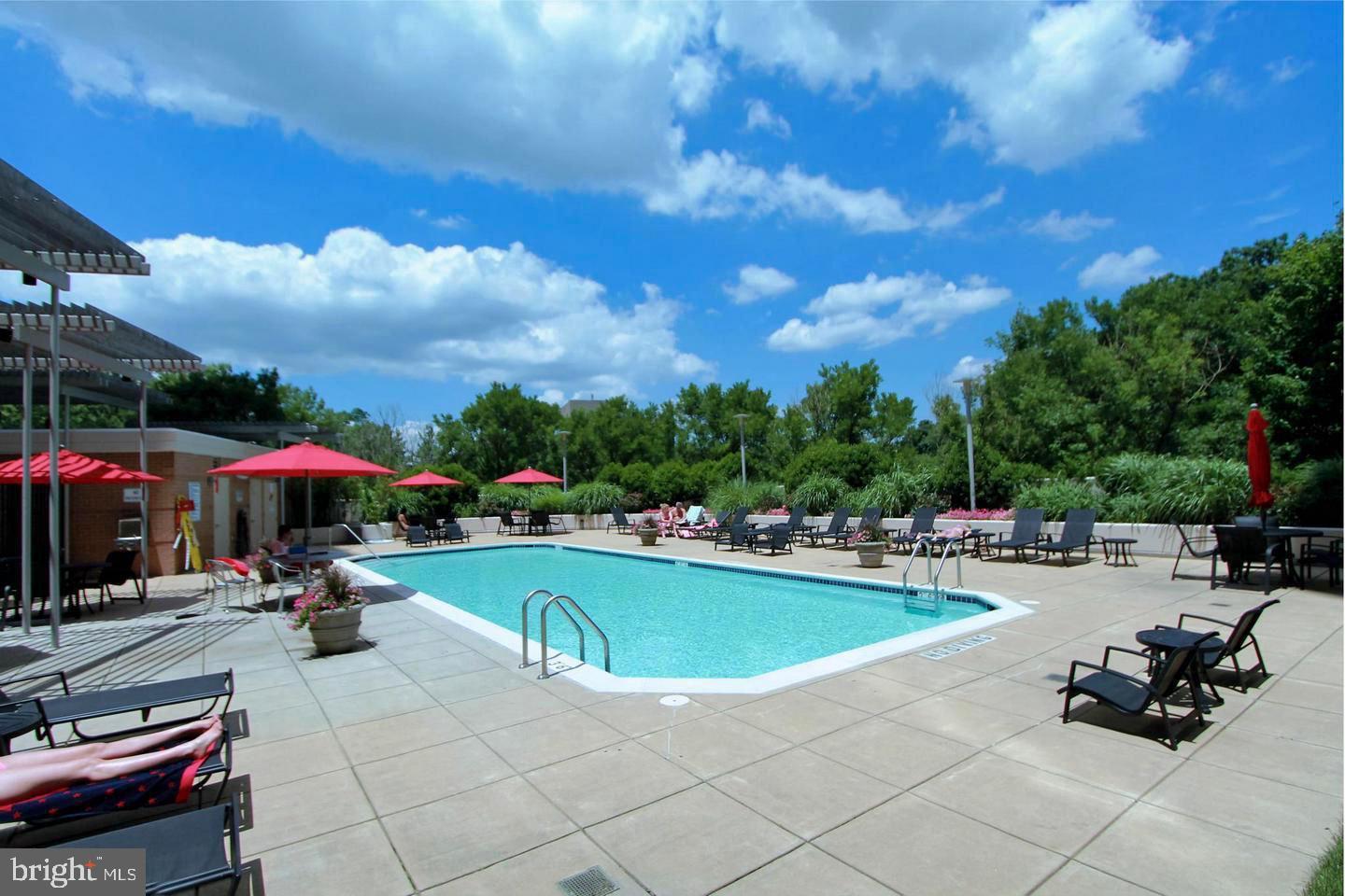 NORTHAMPTON PLACE - Residential Lease