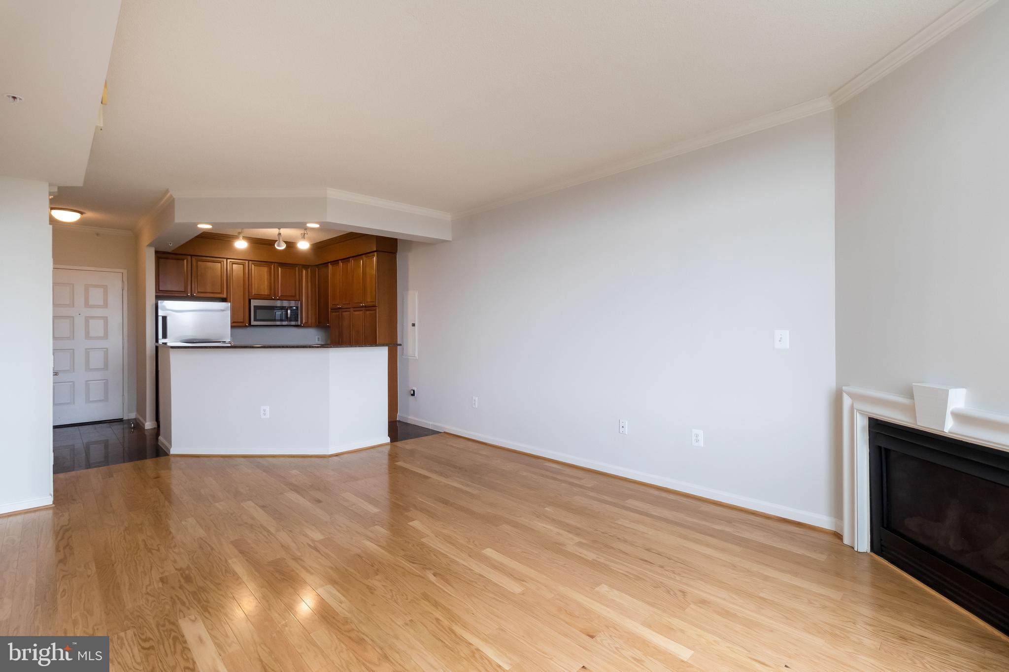 NORTHAMPTON PLACE - Residential Lease