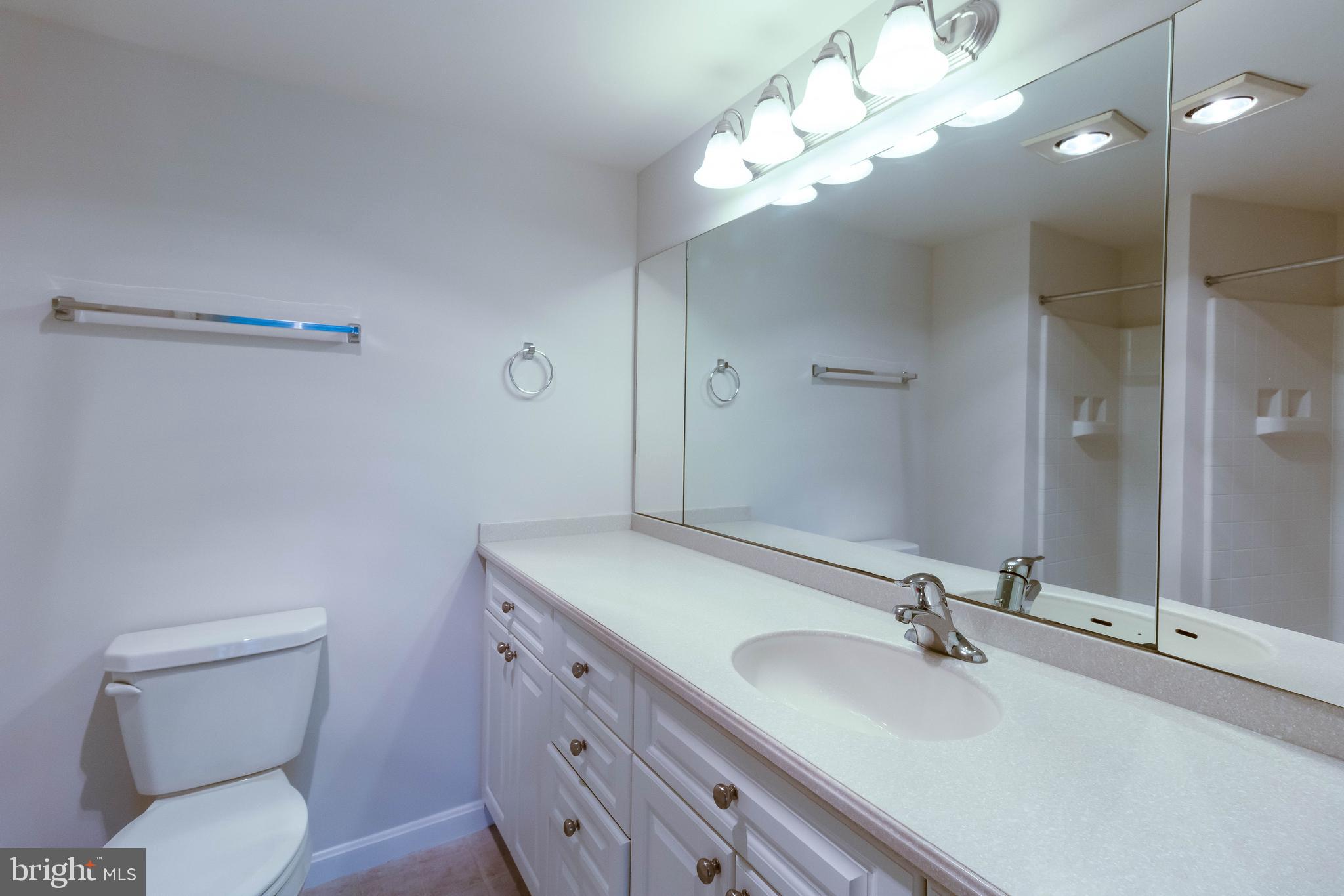 NORTHAMPTON PLACE - Residential Lease