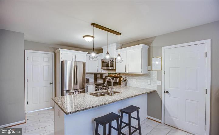 11709 WOODLAND VIEW DRIVE